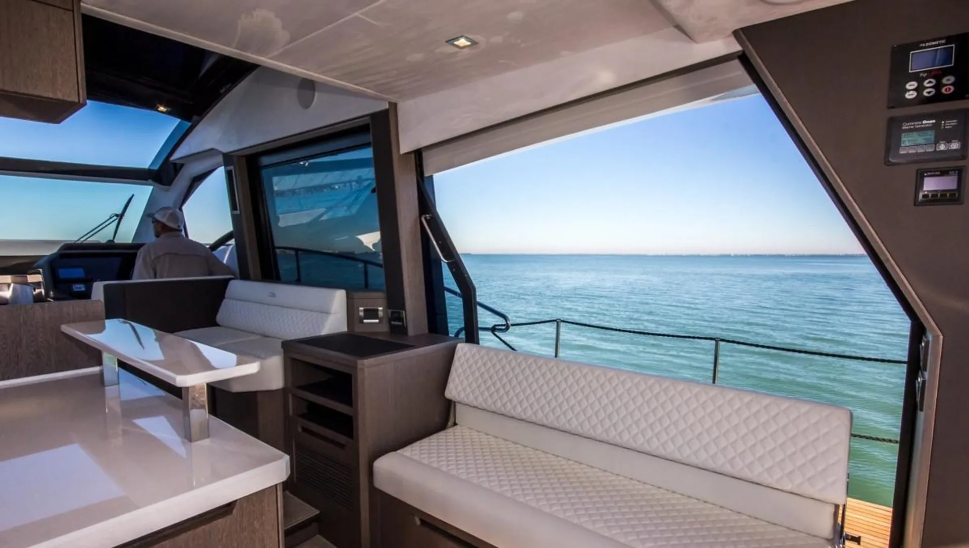 Galeon 510 Skydeck in East Hampton, NY — photo 4