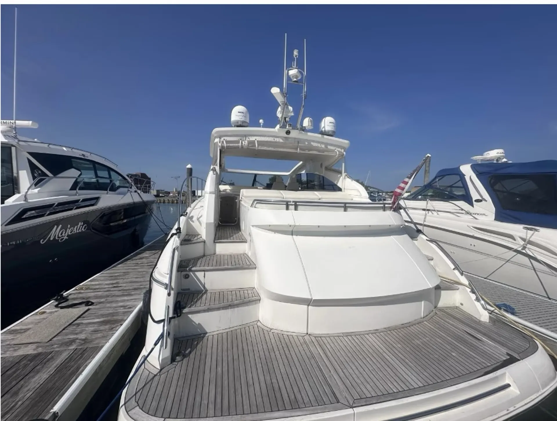 Viking Yacht 53 Viking Princess in Freeport, NY — photo 7