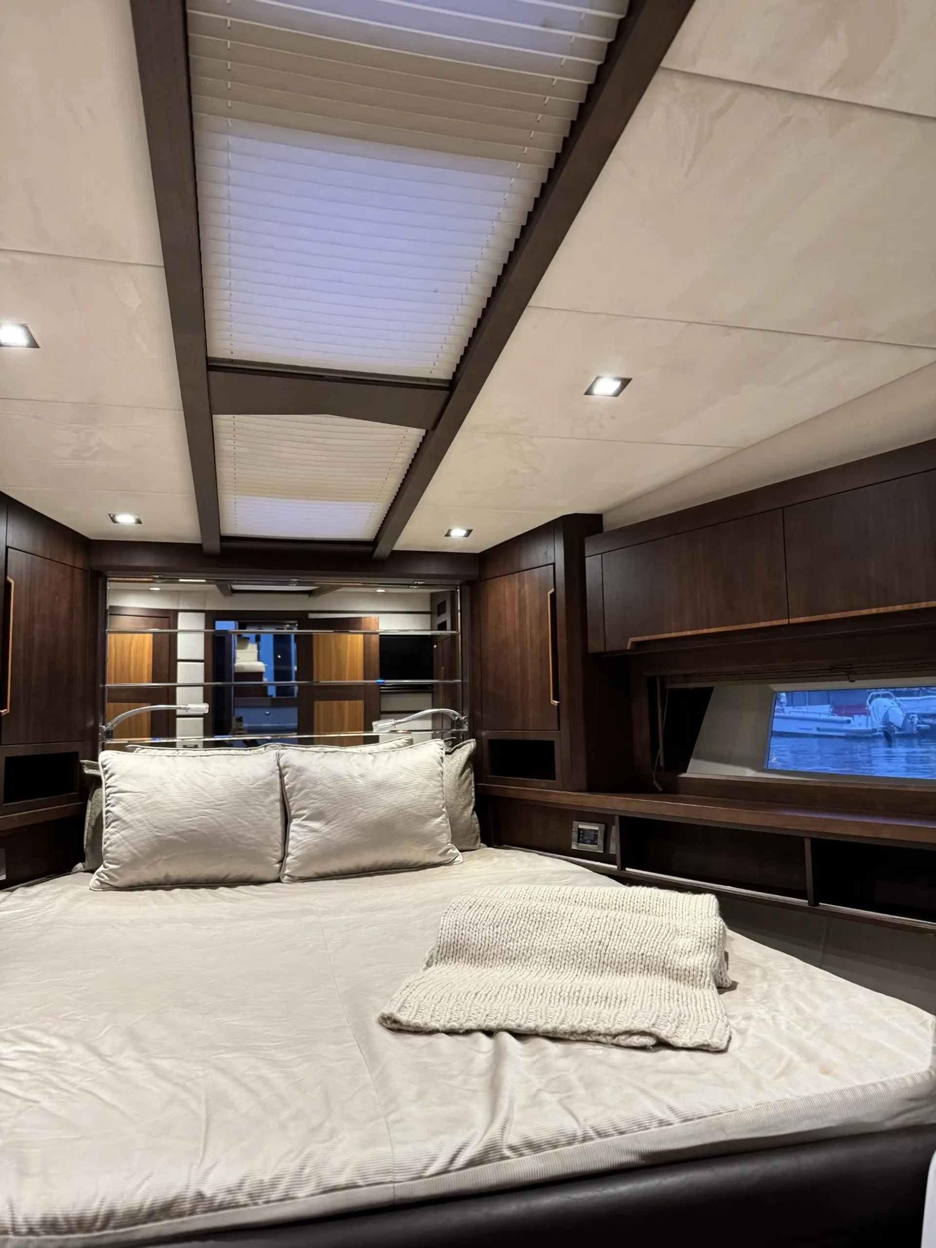 Galeon 560 Sky in Brooklyn, NY — photo 3