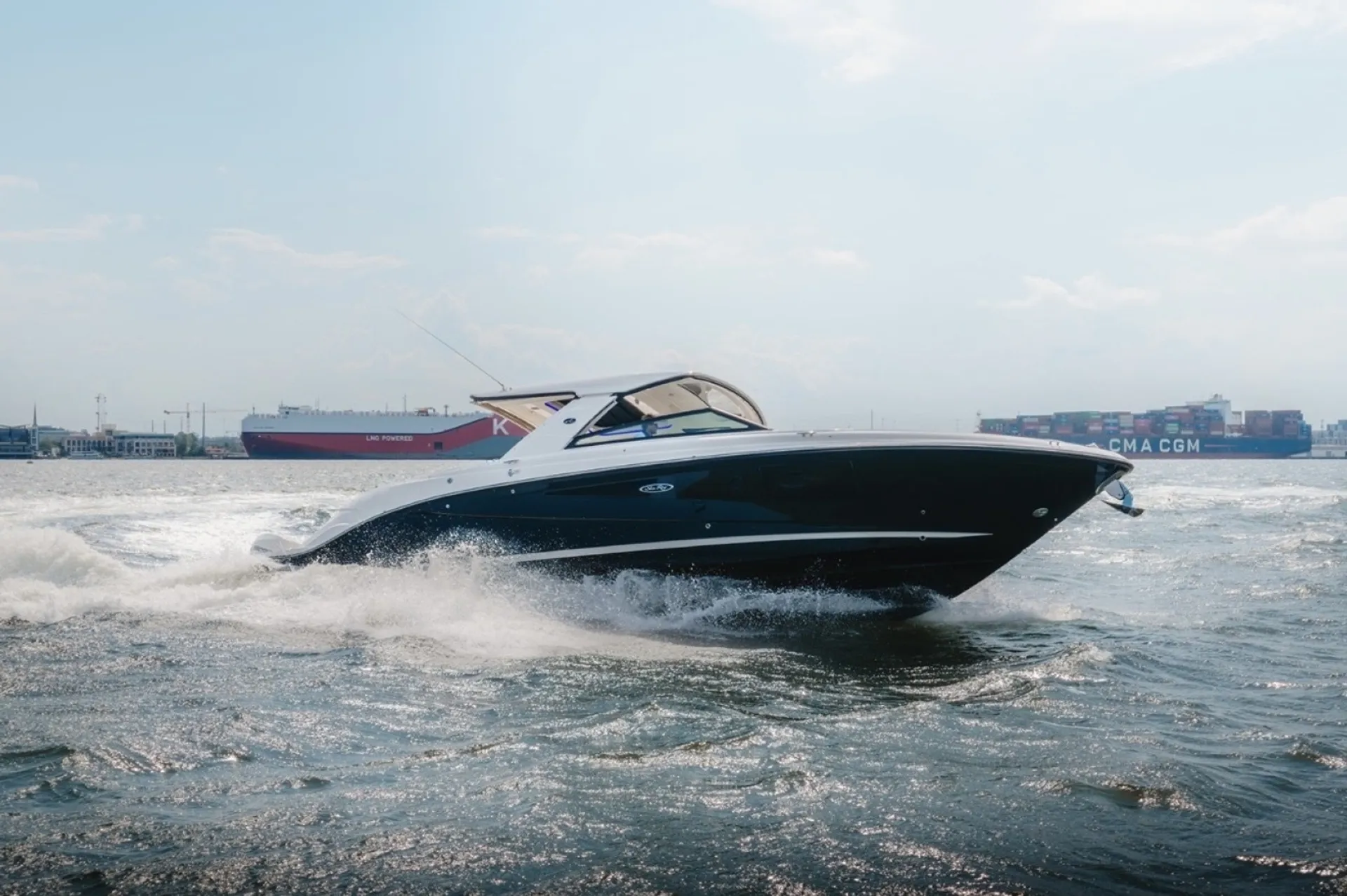 SEA RAY BOATS 400 SLX in Miami Beach, FL — photo 10