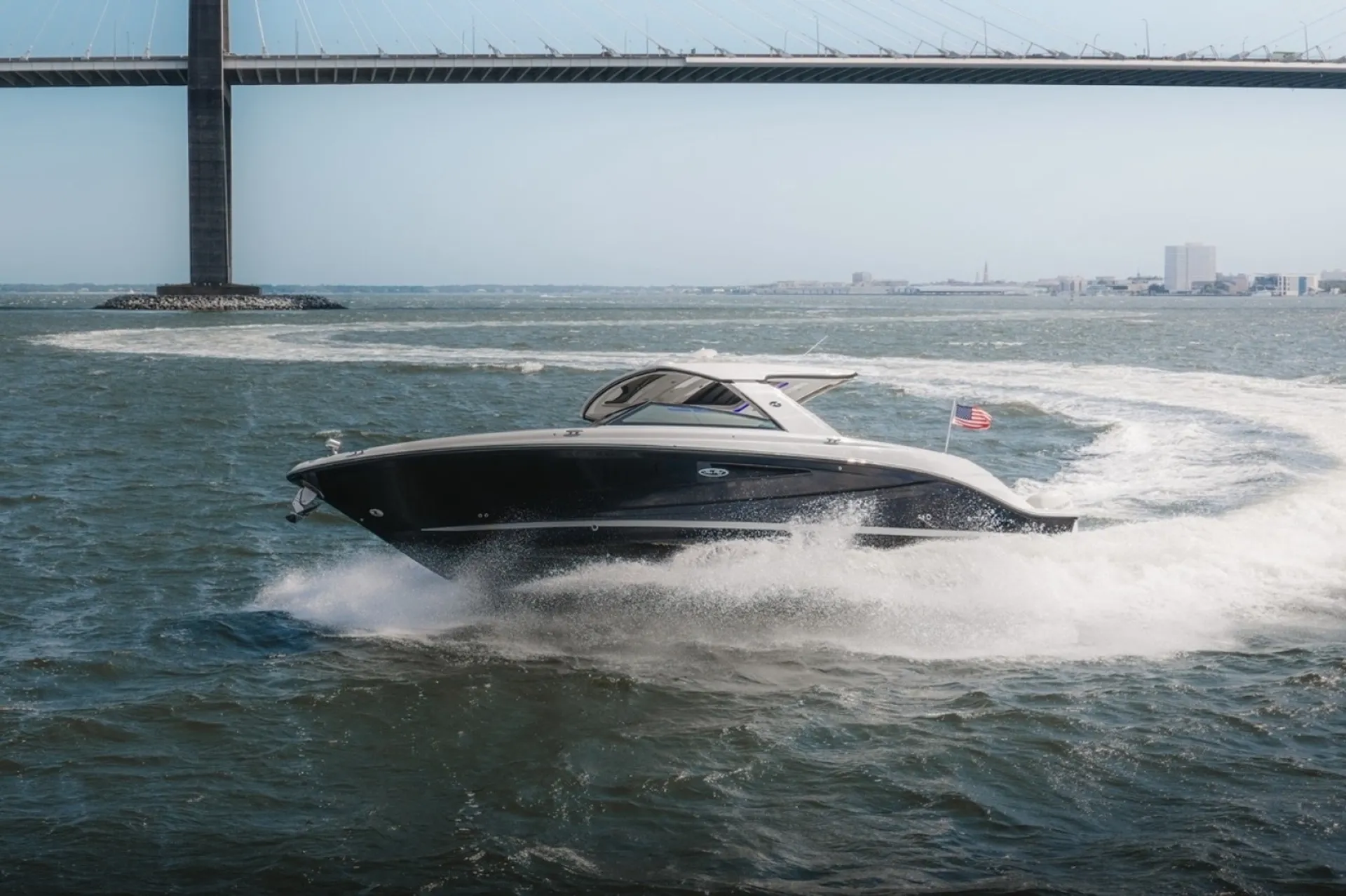 SEA RAY BOATS 400 SLX in Miami Beach, FL — photo 2