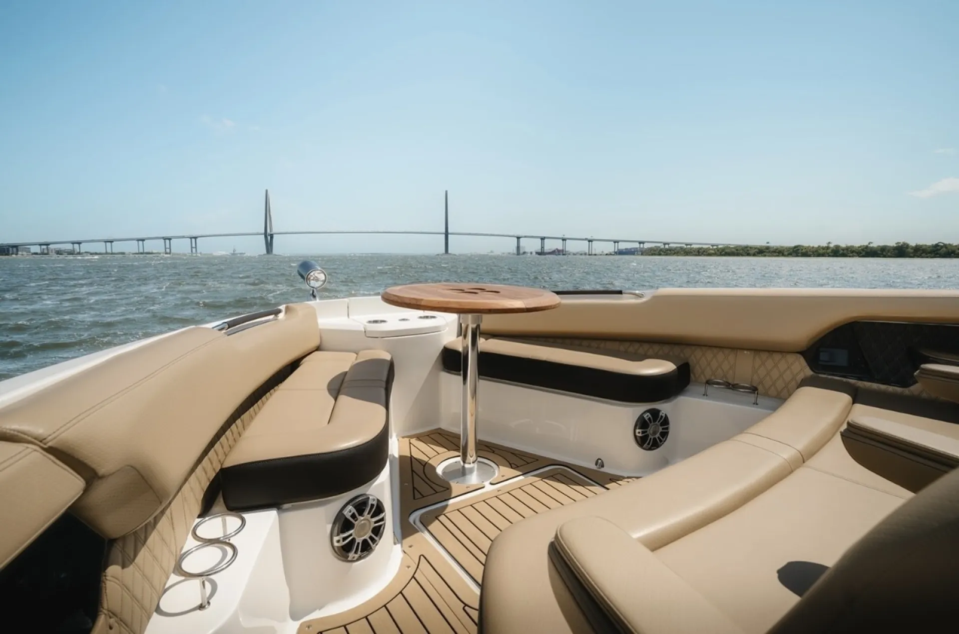 2021 Sea Ray SLX 400 — Luxury, Performance & Fun on the Water