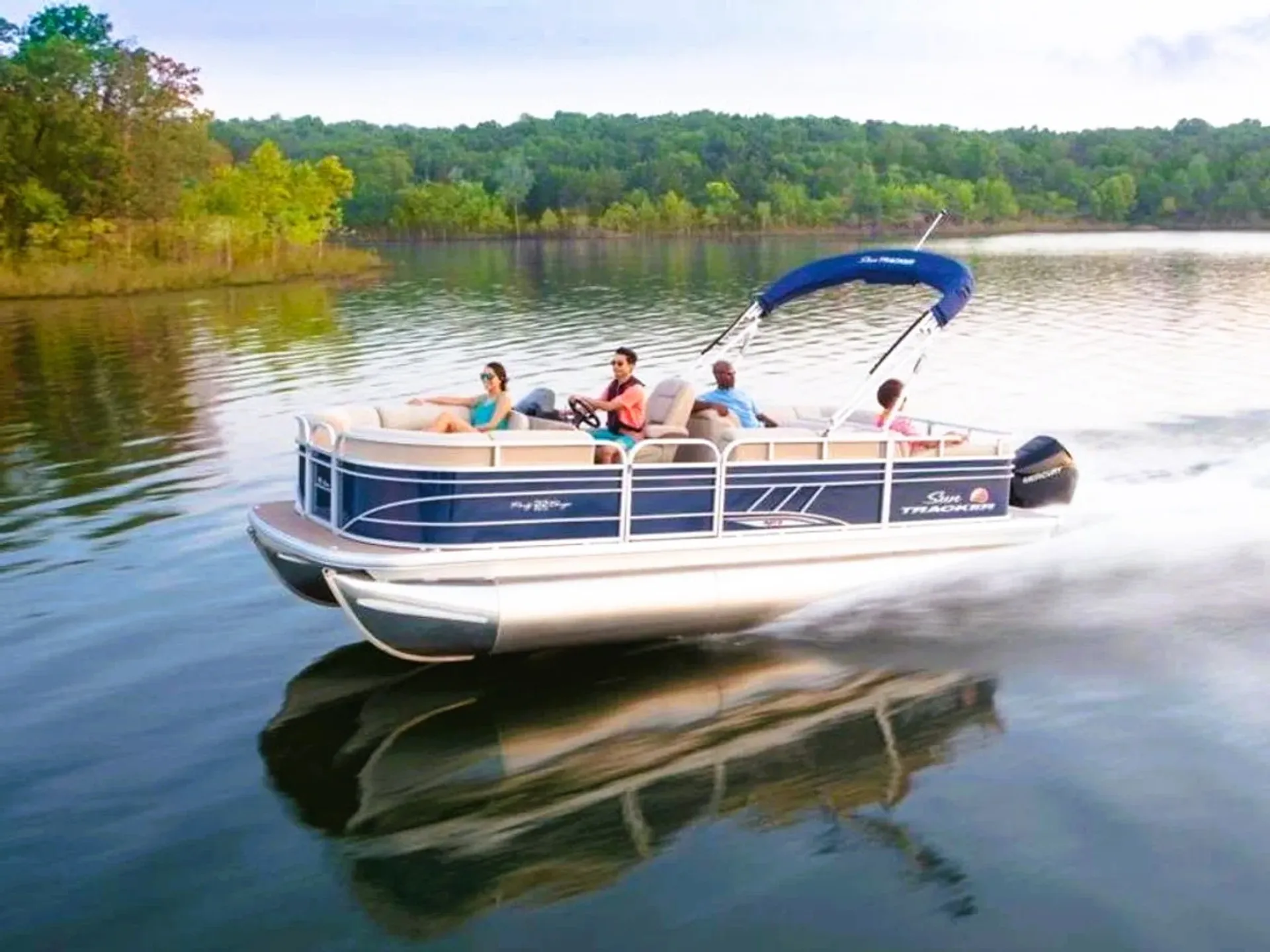 SUN TRACKER PARTY BARGE 20 DLX in Granbury, TX — photo 5