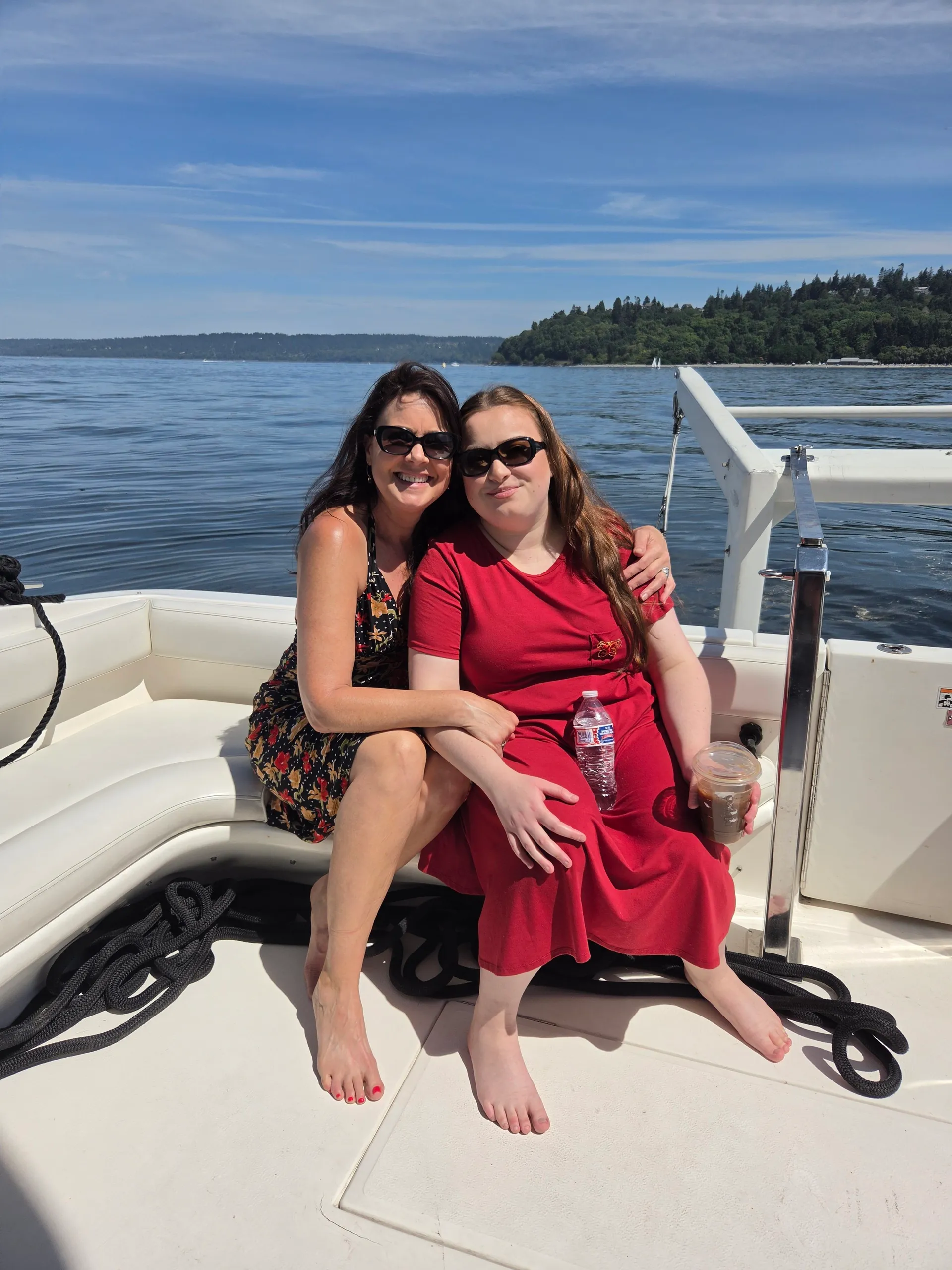 Luxury 55' Sea Ray Yacht | Seattle Skyline & Lake Washington Cruises