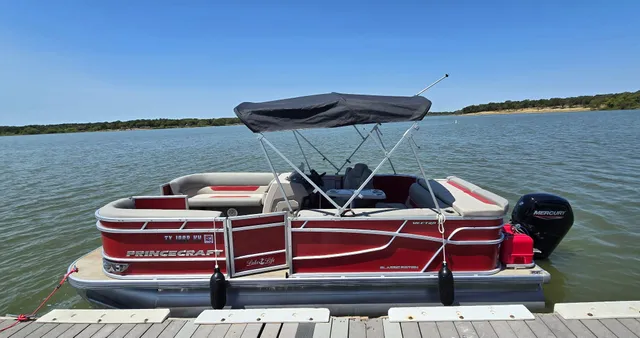 Rent a PRINCECRAFT pontoon in Corinth, TX near me