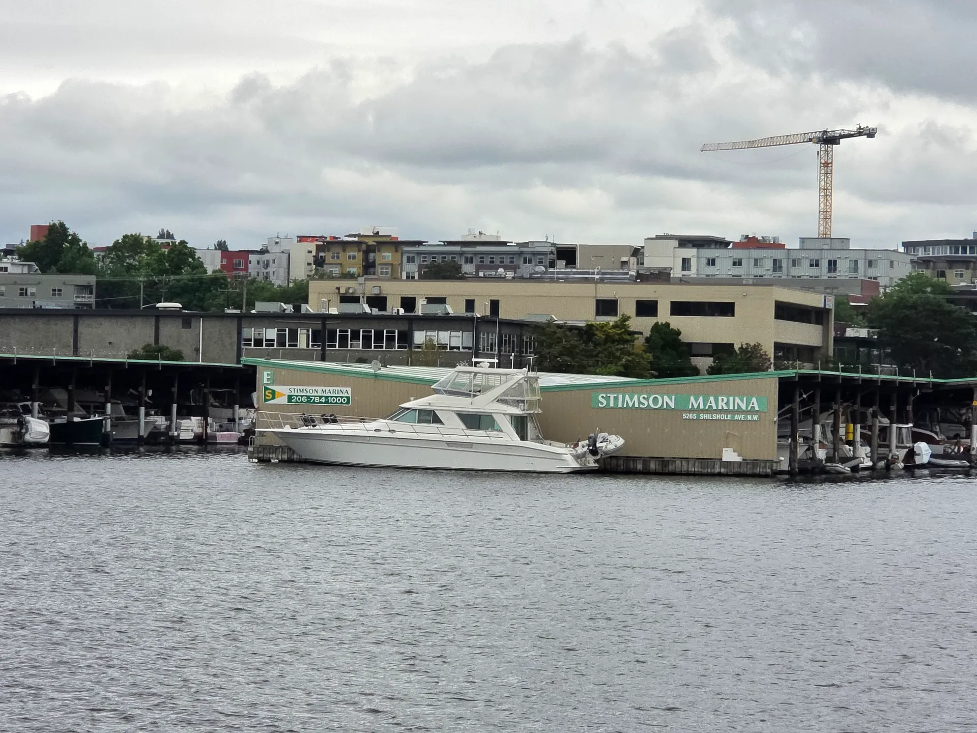 Luxury 55' Sea Ray Yacht | Seattle Skyline & Lake Washington Cruises