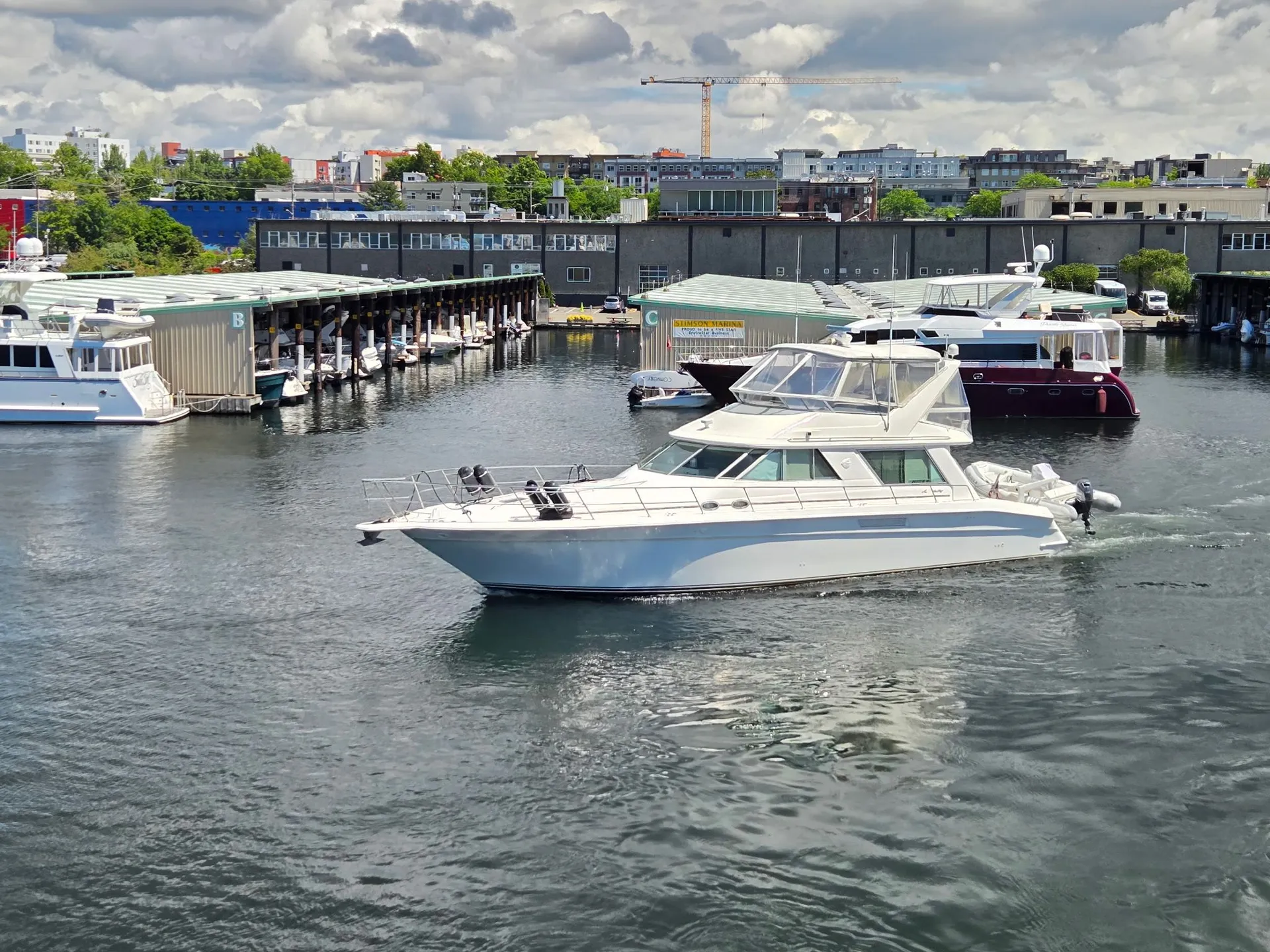 Luxury 55' Sea Ray Yacht | Seattle Skyline & Lake Washington Cruises