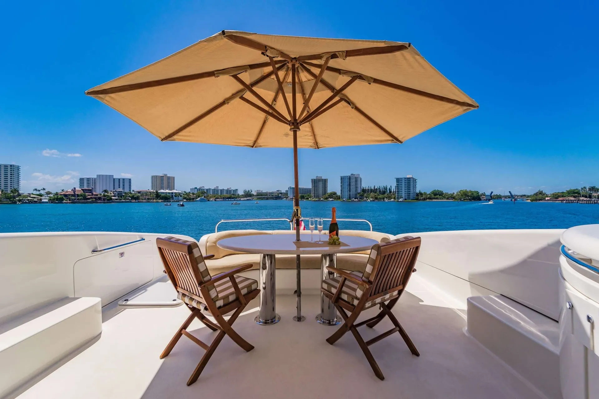 Lazzara Marine 80 Skylounge in Boca Raton, FL — photo 8