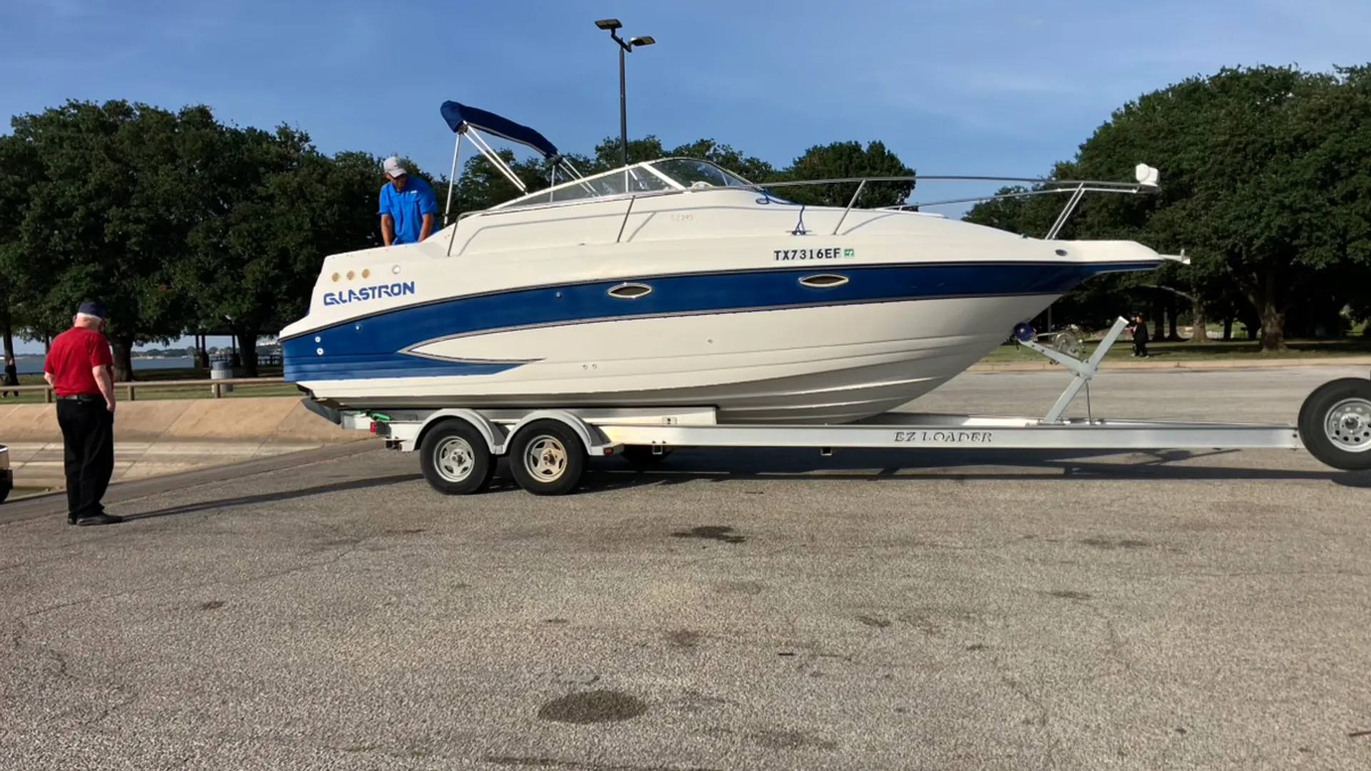 25' express cruiser, you're the CAPTAIN!!