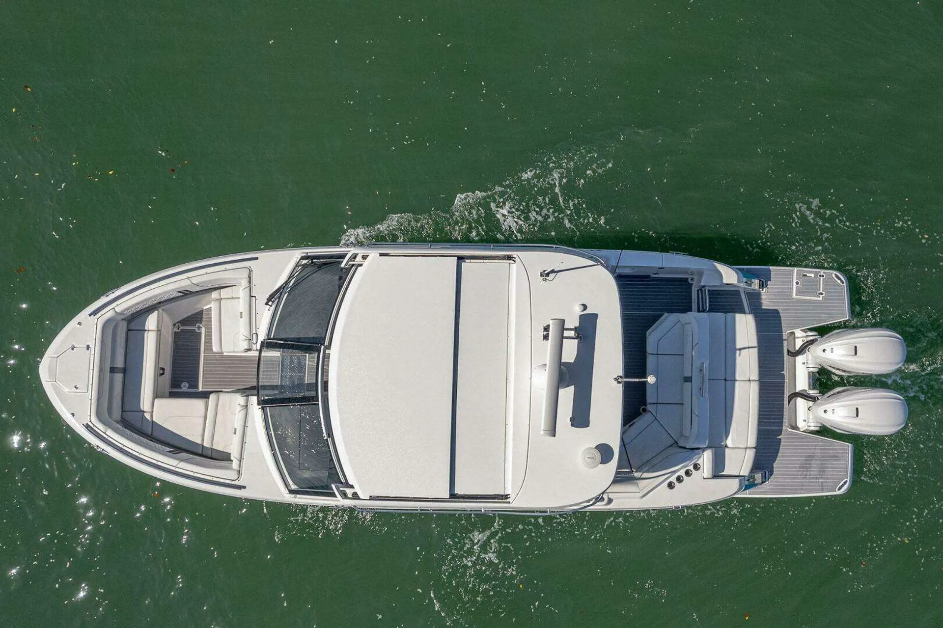 REGAL BOATS LX36 in Marina del Rey, CA — photo 3