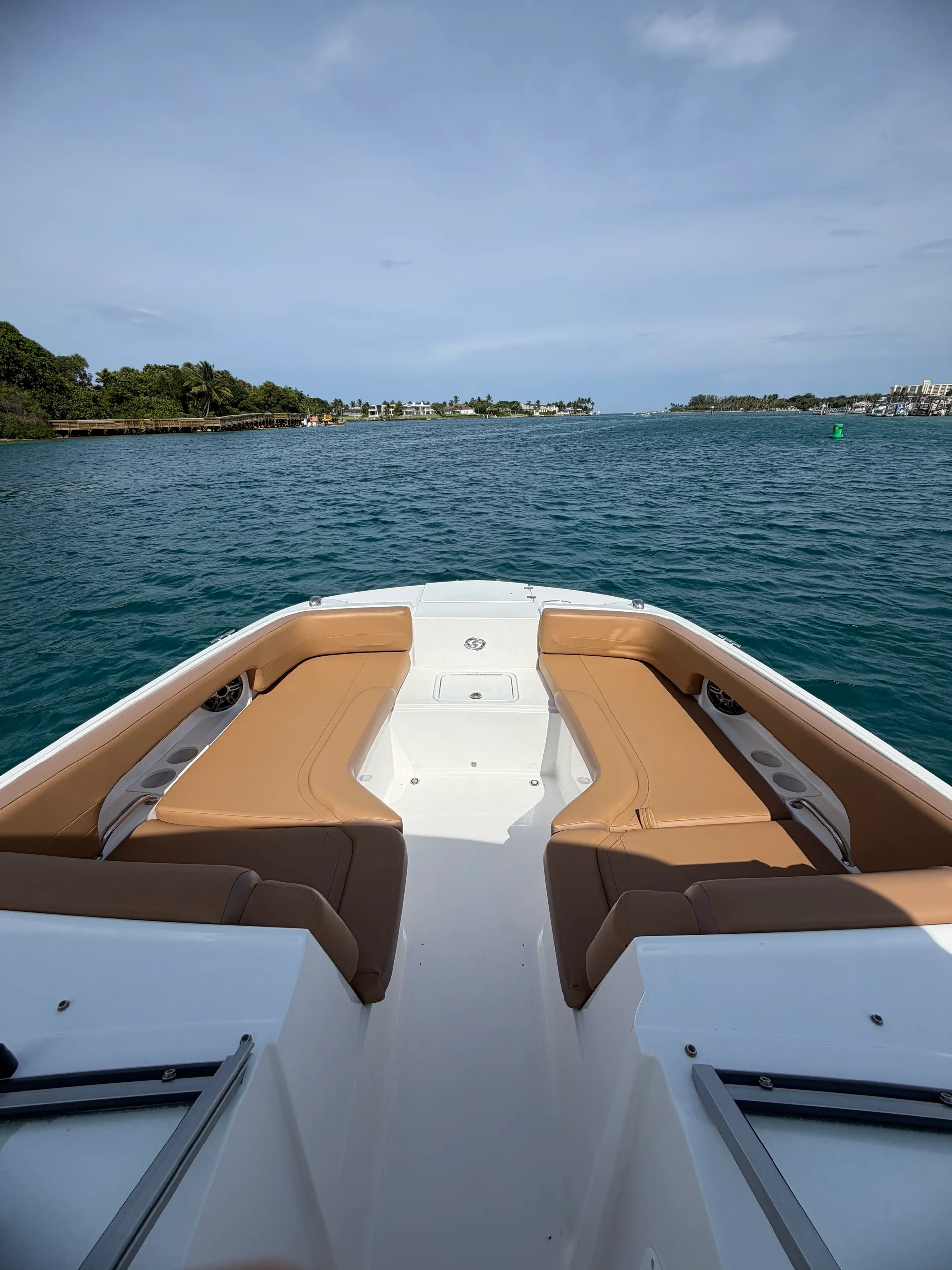 HURRICANE BOATS SD 235 OB in Jupiter, FL — photo 2
