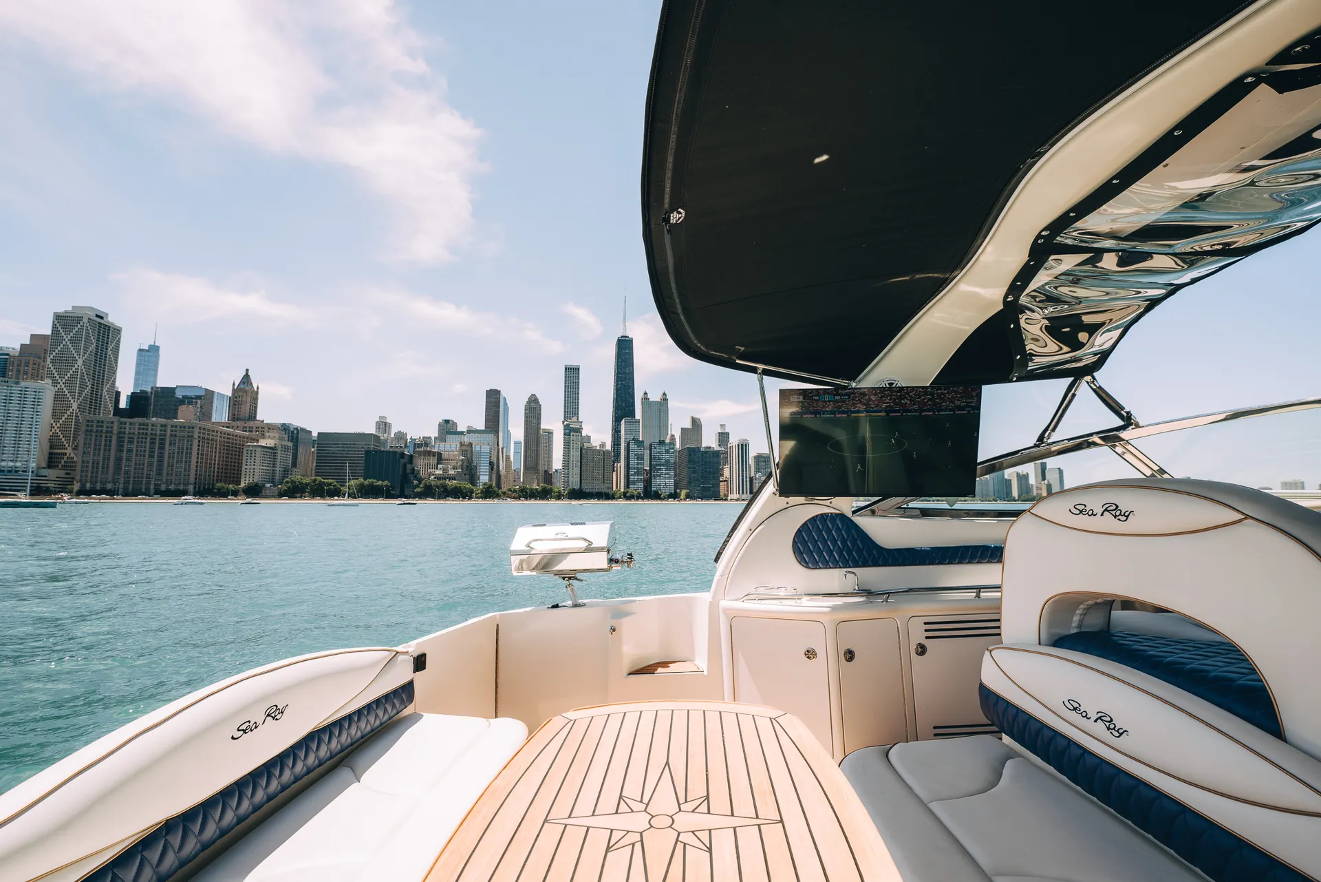 Sea Ray Boats 380 Sun Dancer in Chicago, IL — photo 4