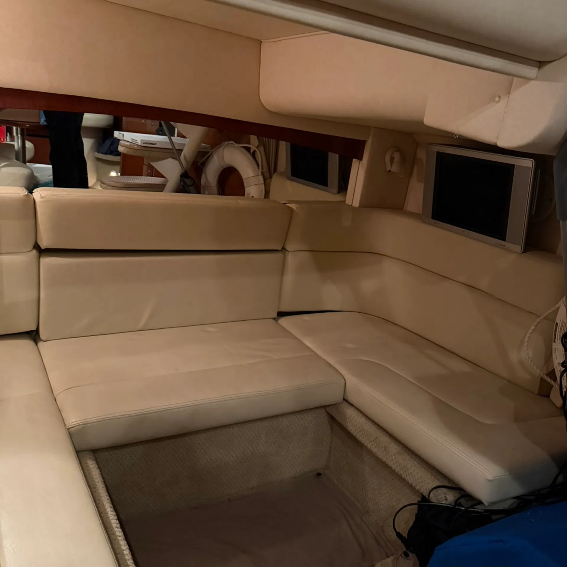 36ft Boat for Special Occasions and Cruises in the DMV Area 