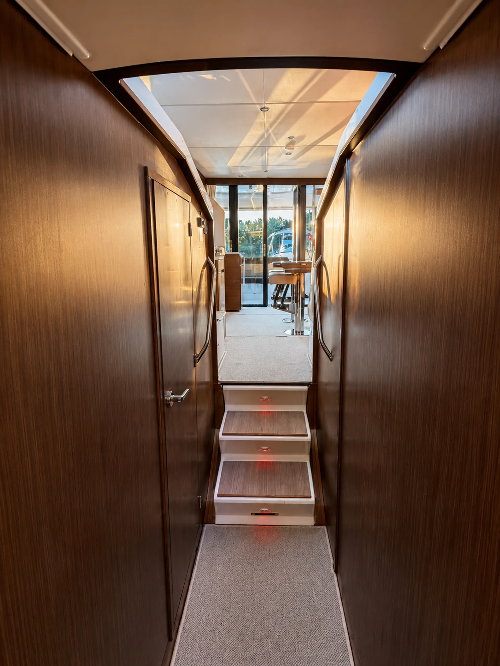 “Explore Portland &amp; the Columbia Gorge by Private Yacht” 
