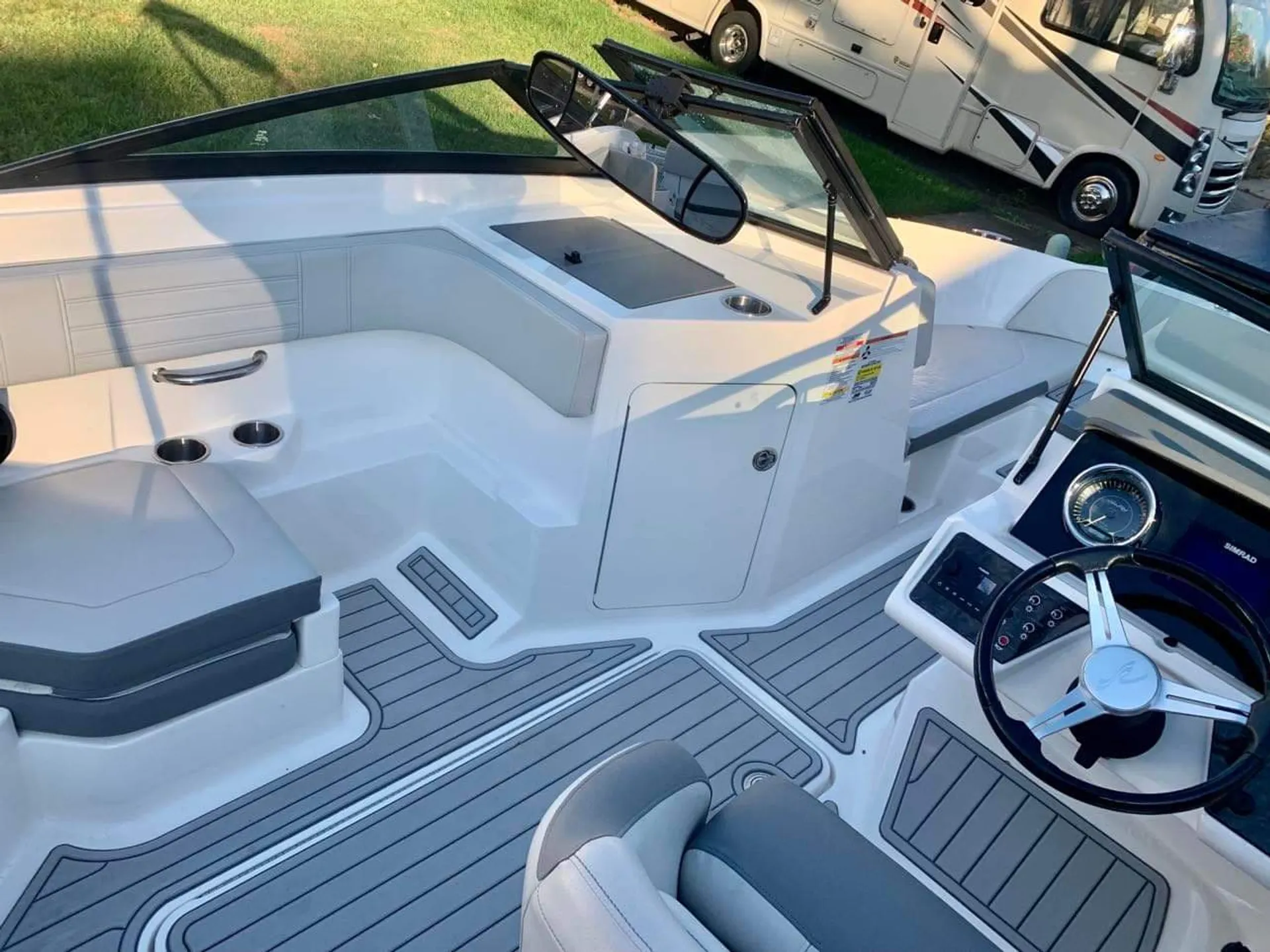 SEA RAY BOATS SPX 190 OB in Baltimore, MD — photo 4
