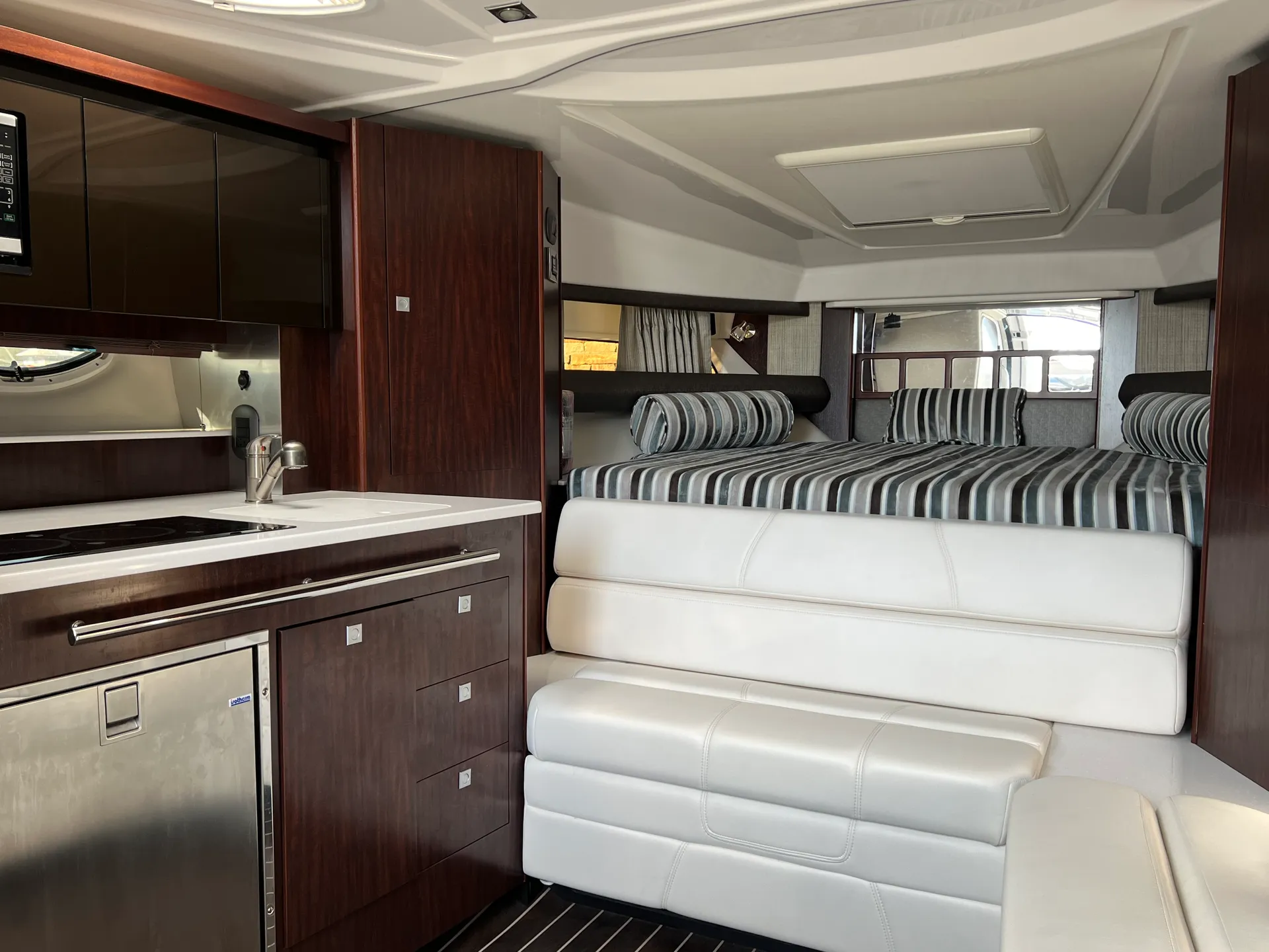 Monterey Boats 335 in Boston, MA — photo 4