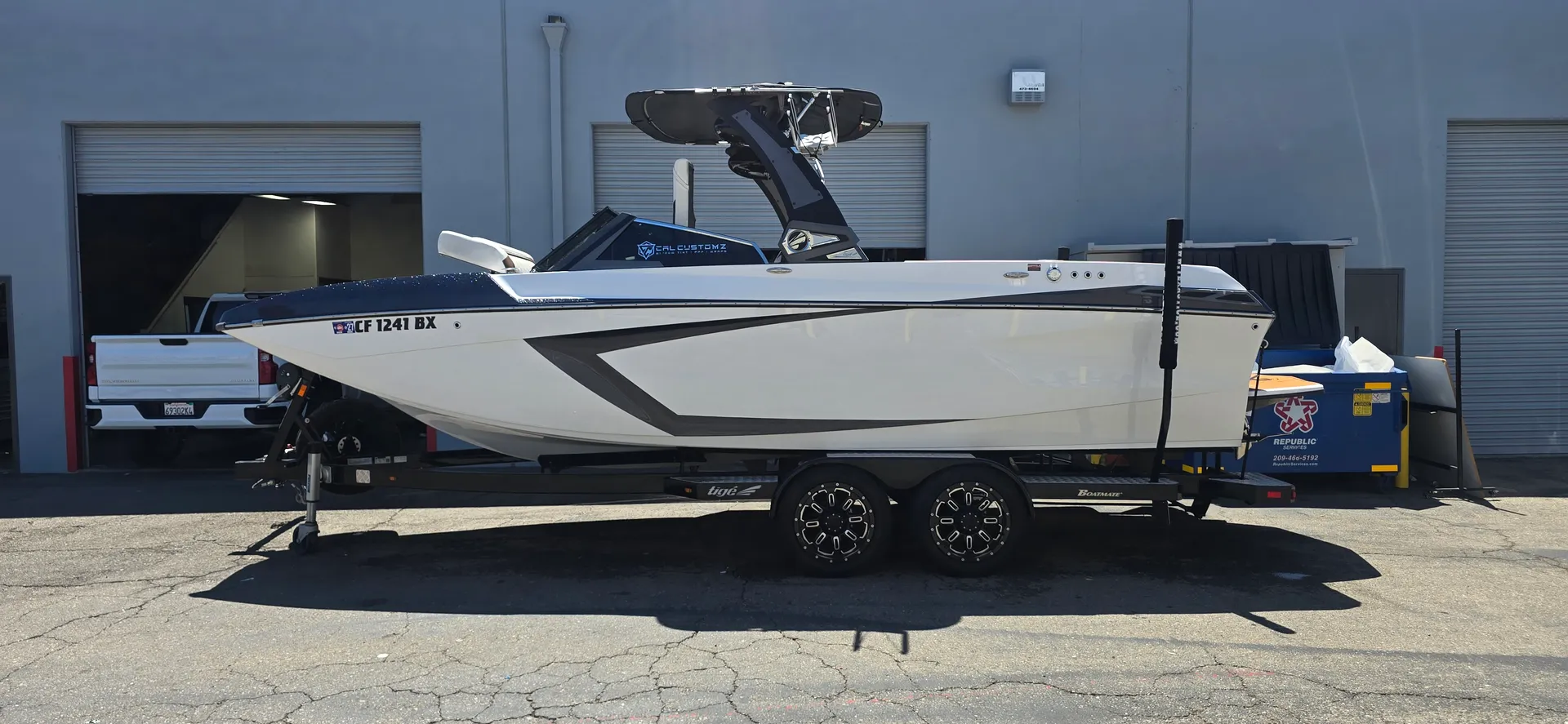 TIGE' BOATS 23RZX in Stockton, CA — photo 3