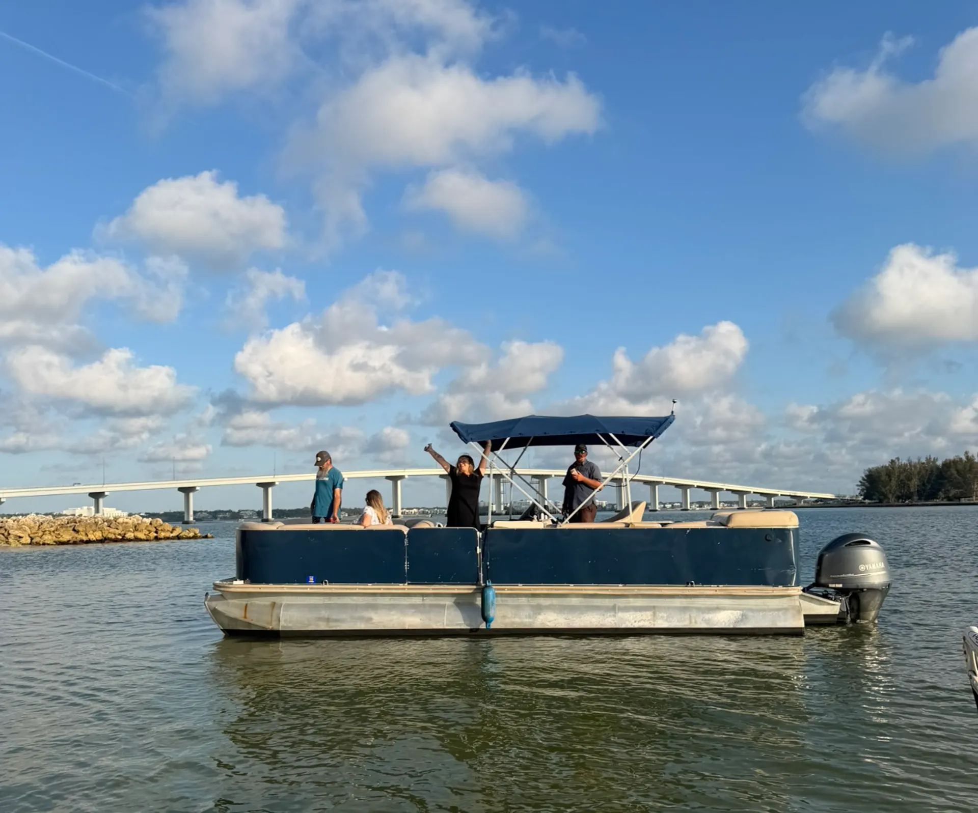 SUN TRACKER BY TRACKER MARINE PARTY BARGE 24  in Clearwater, FL — photo 2