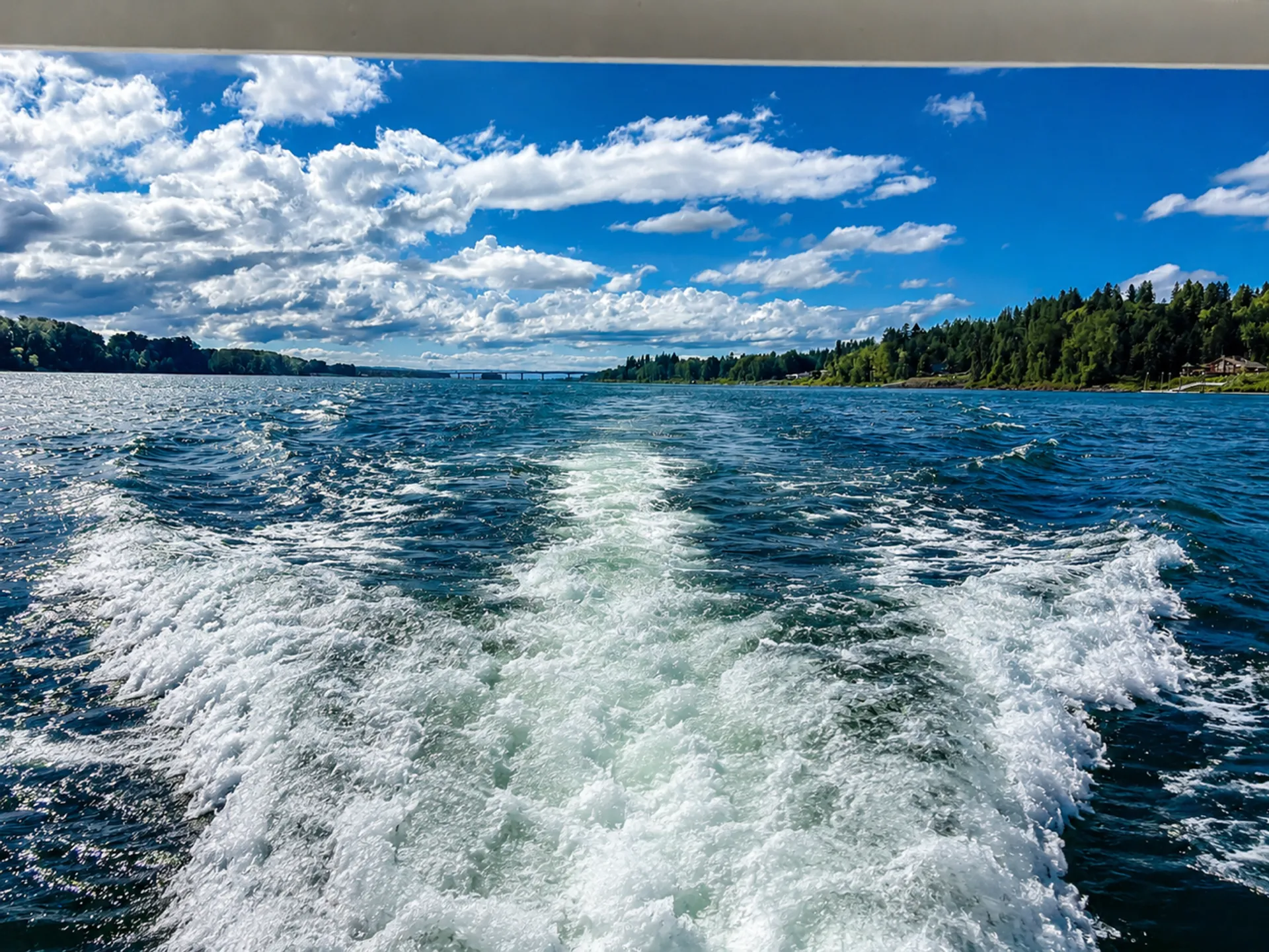 “Explore Portland &amp; the Columbia Gorge by Private Yacht” 