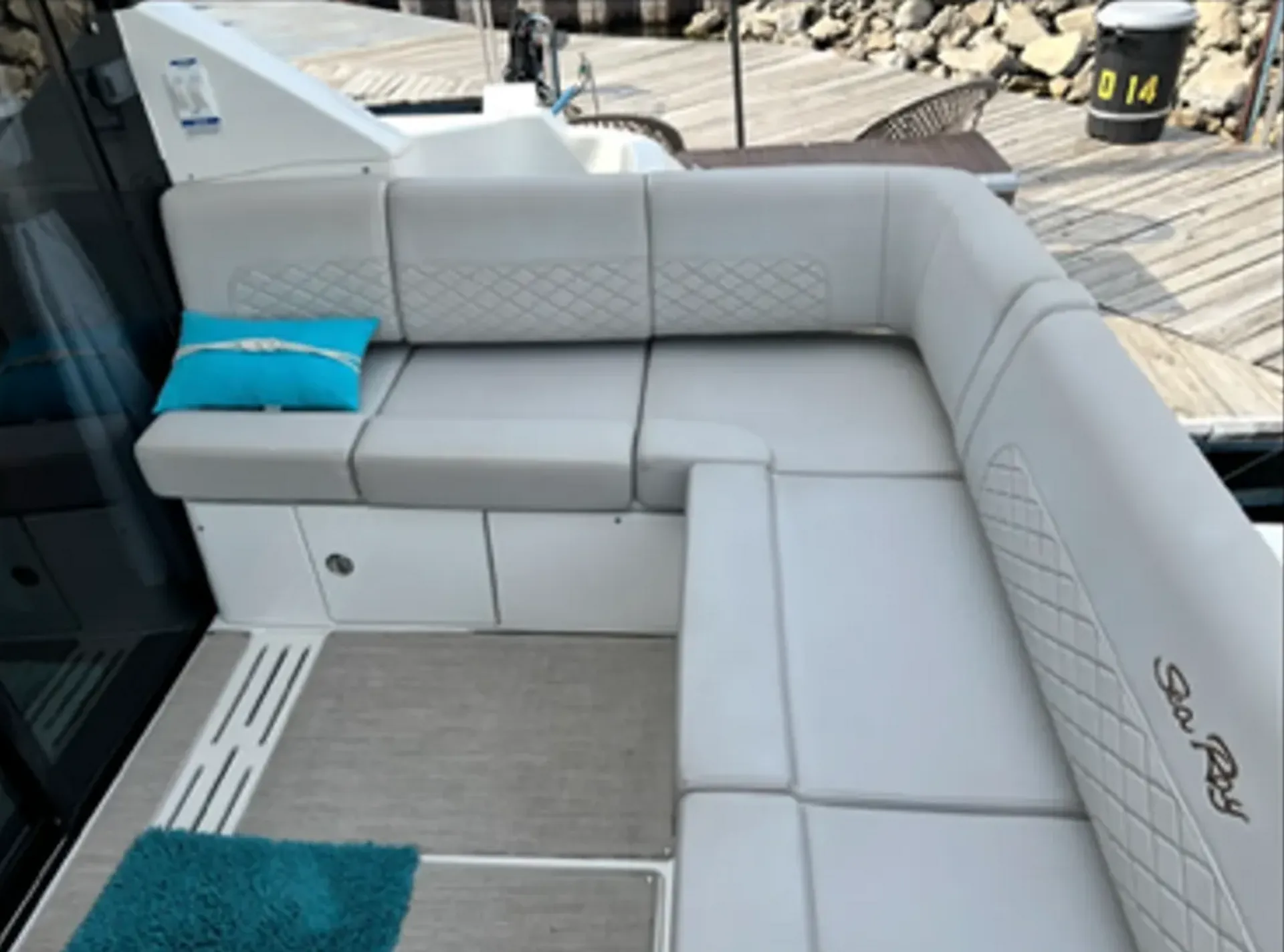 SEA RAY BOATS SUNDANCER 460 ZEUS DRIVE in Chicago, IL — photo 9