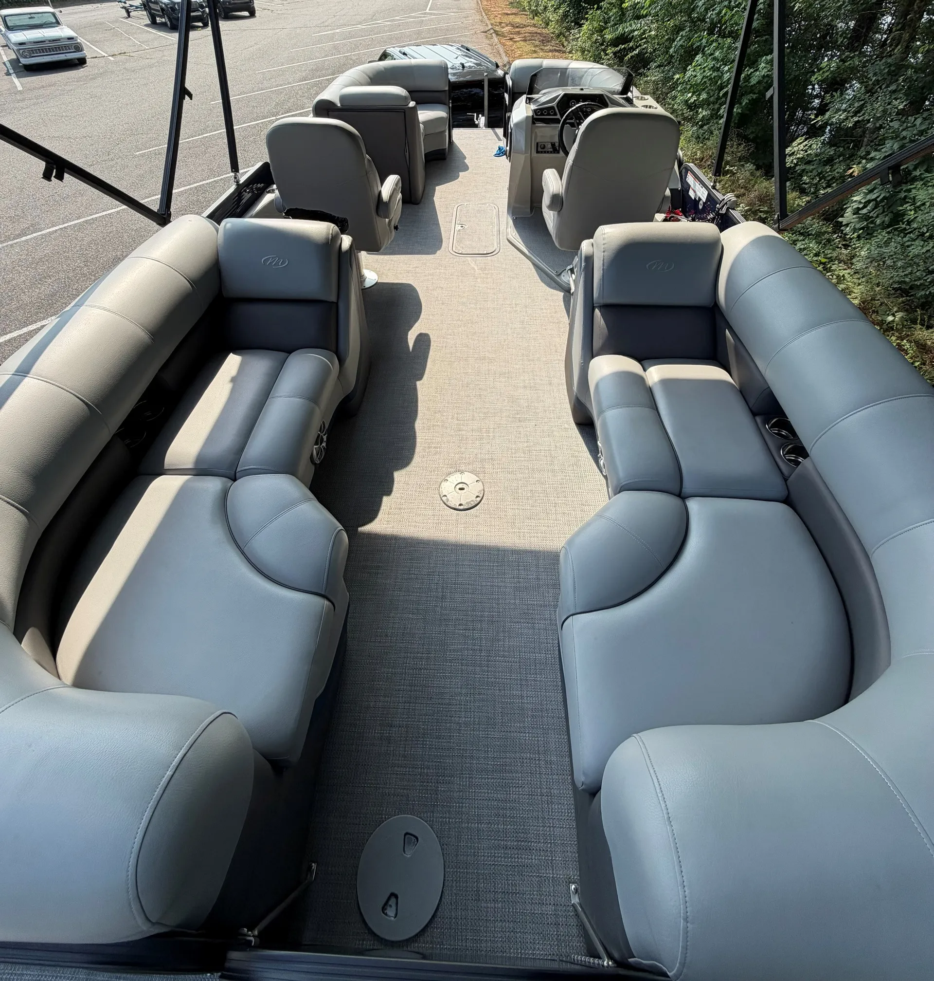 MANITOU PONTOON 23 OASIS RF VP II TRITOON in Acworth, GA — photo 6