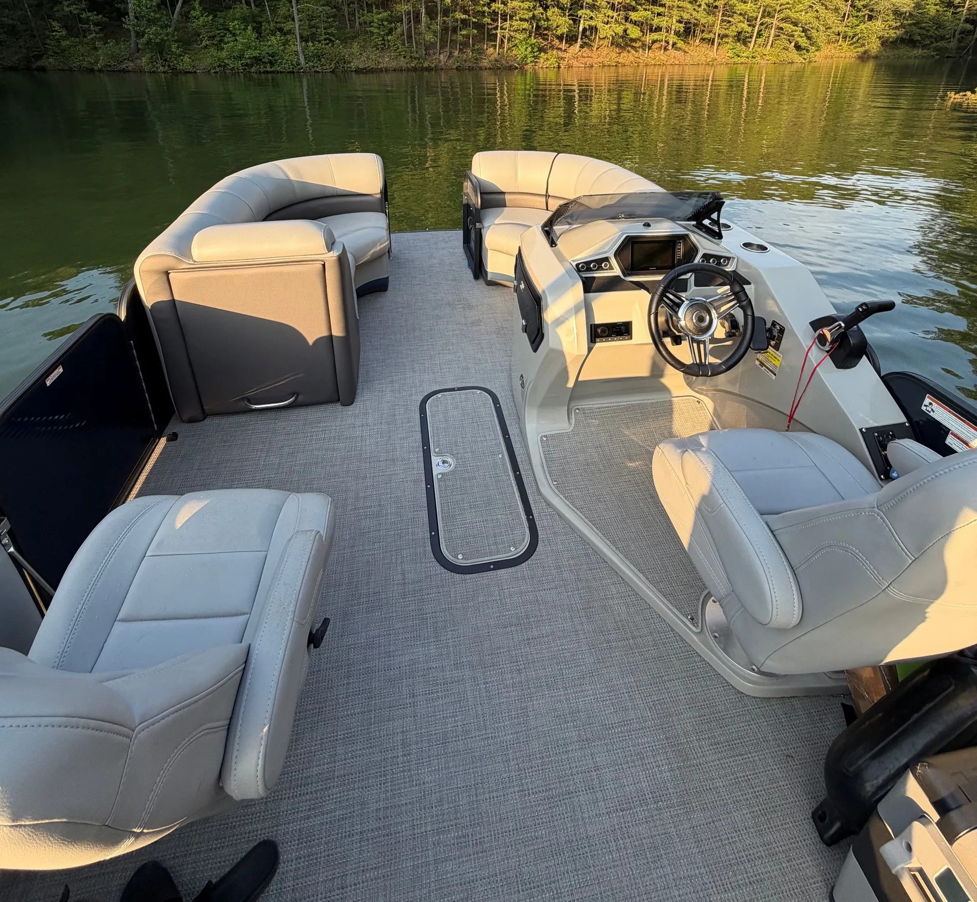 MANITOU PONTOON 23 OASIS RF VP II TRITOON in Acworth, GA — photo 3