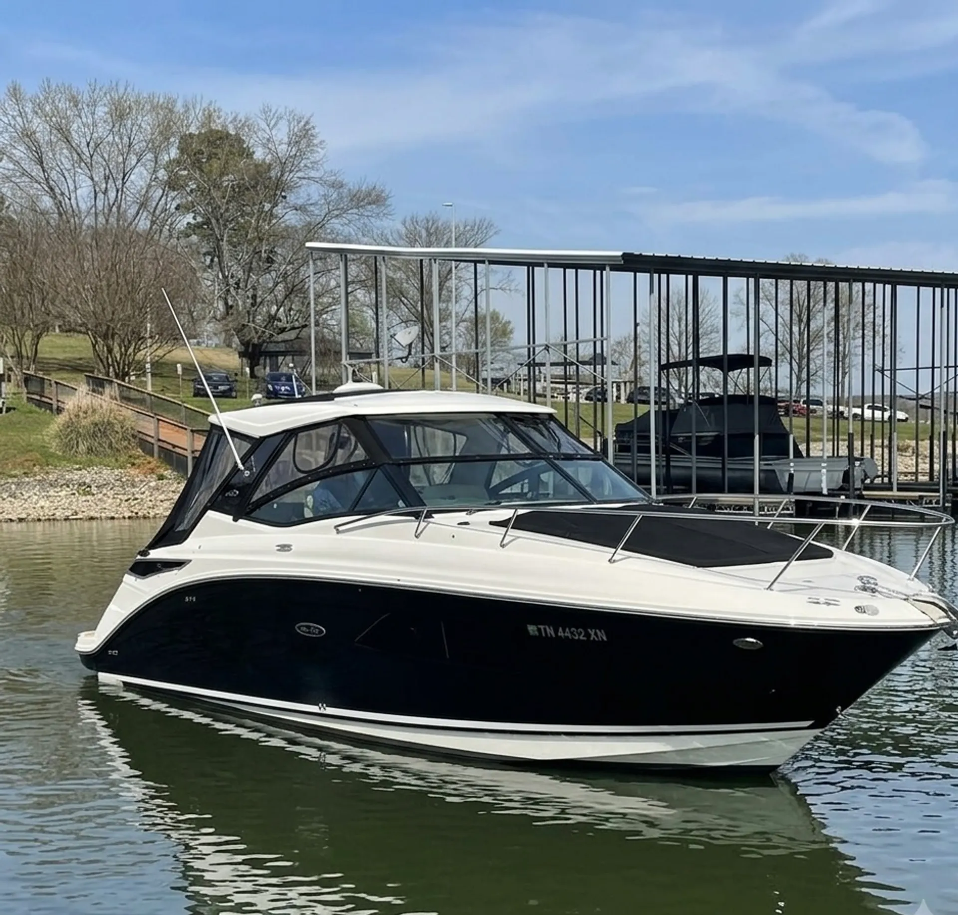 SEA RAY BOATS SUNDANCER 320 in Miami, FL