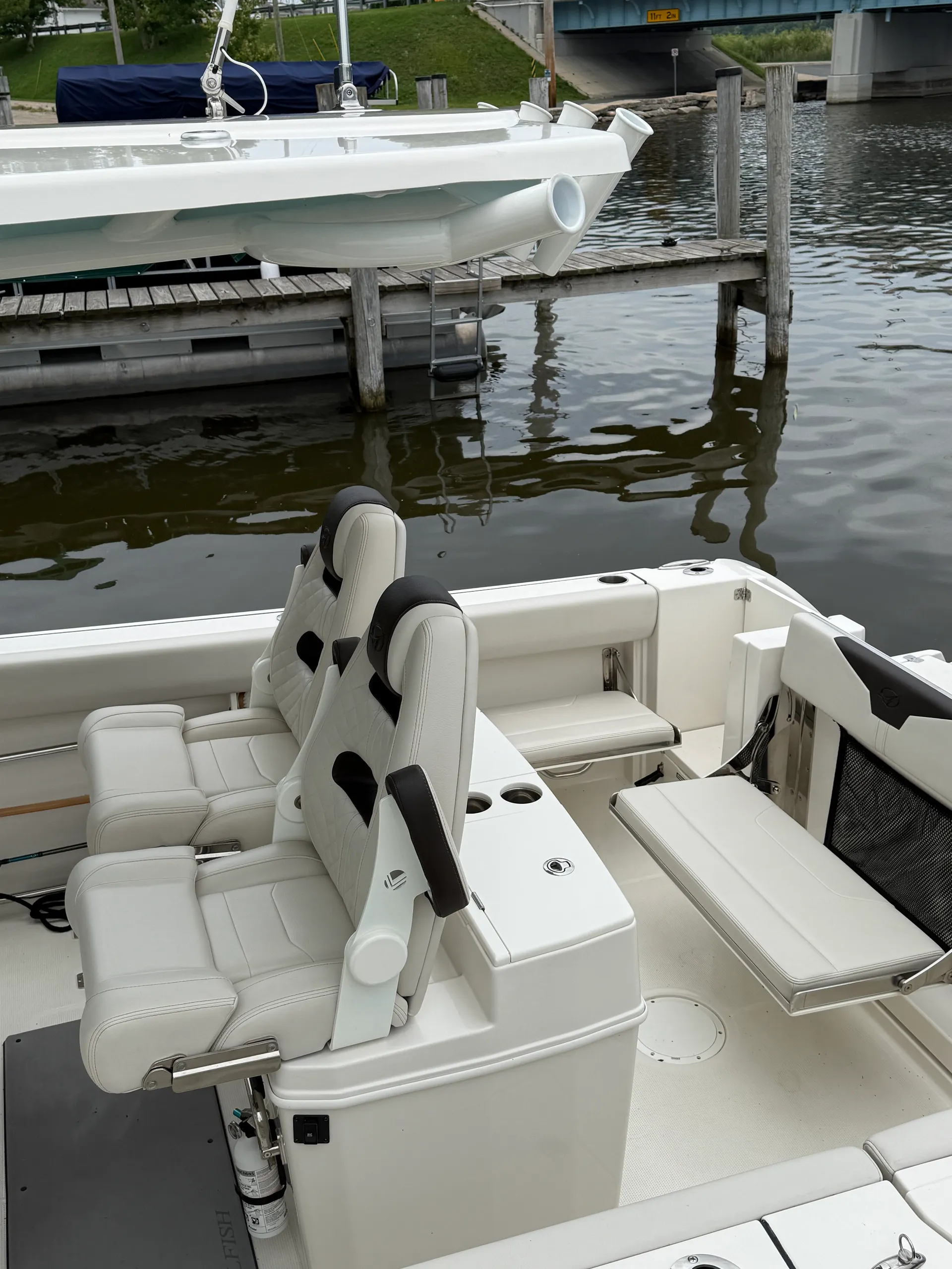 SAILFISH BOATS BY SEMINOLE SF272 CC in Douglas, MI — photo 6