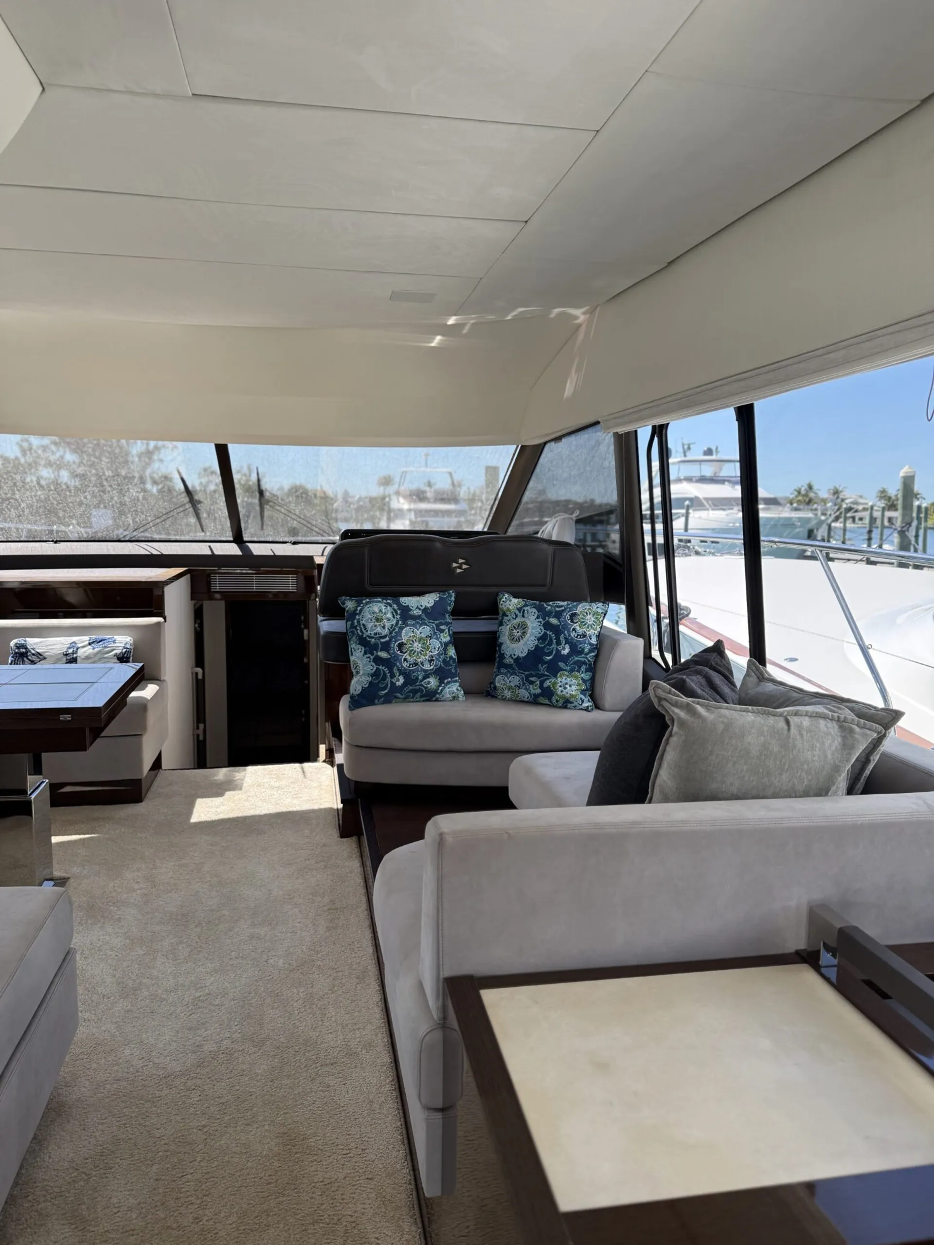Prestige 590 flybridge in Fort Lauderdale, FL — photo 6