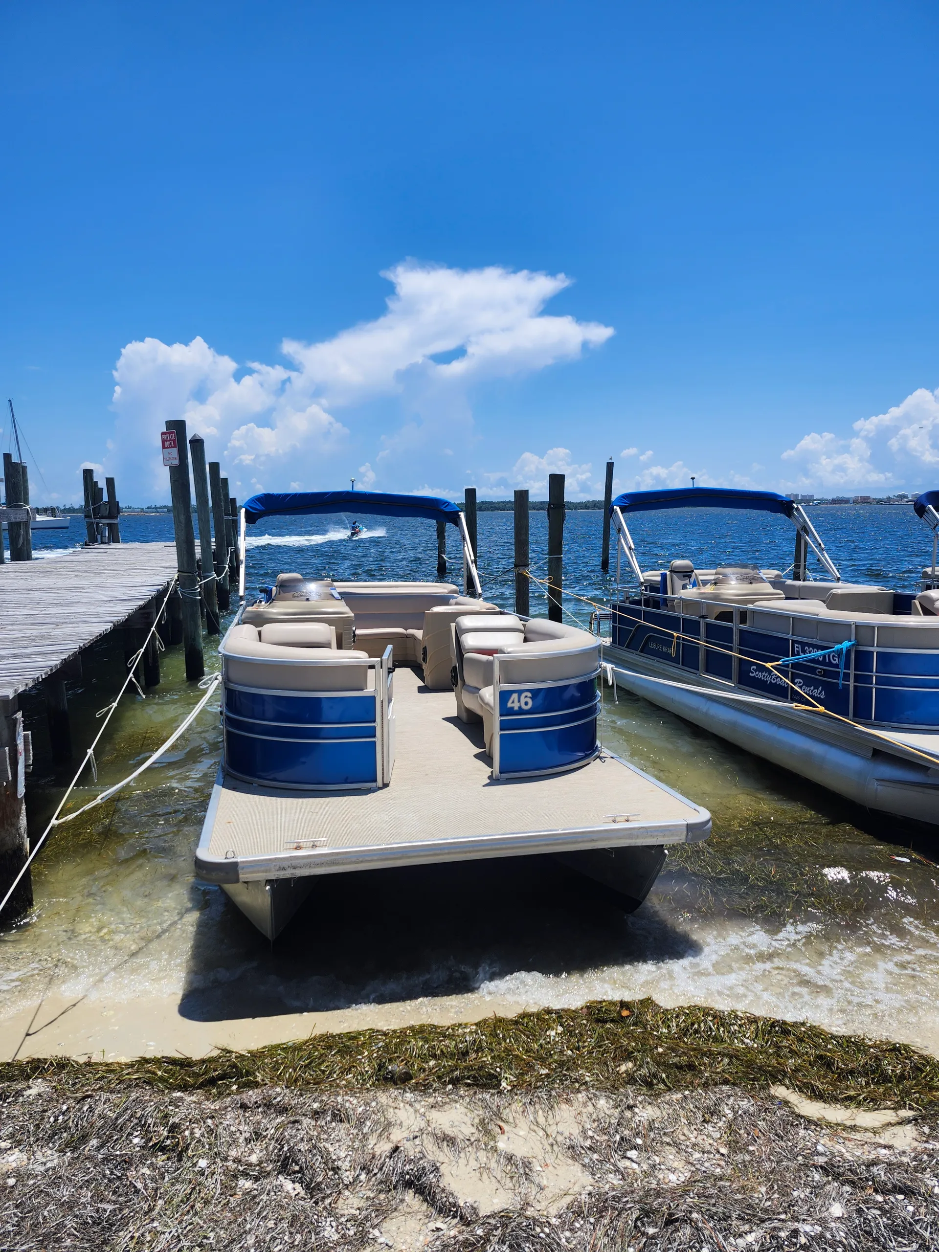 Leisure Kraft Pontoon Half Shade 2425 CS in Panama City, FL — photo 3