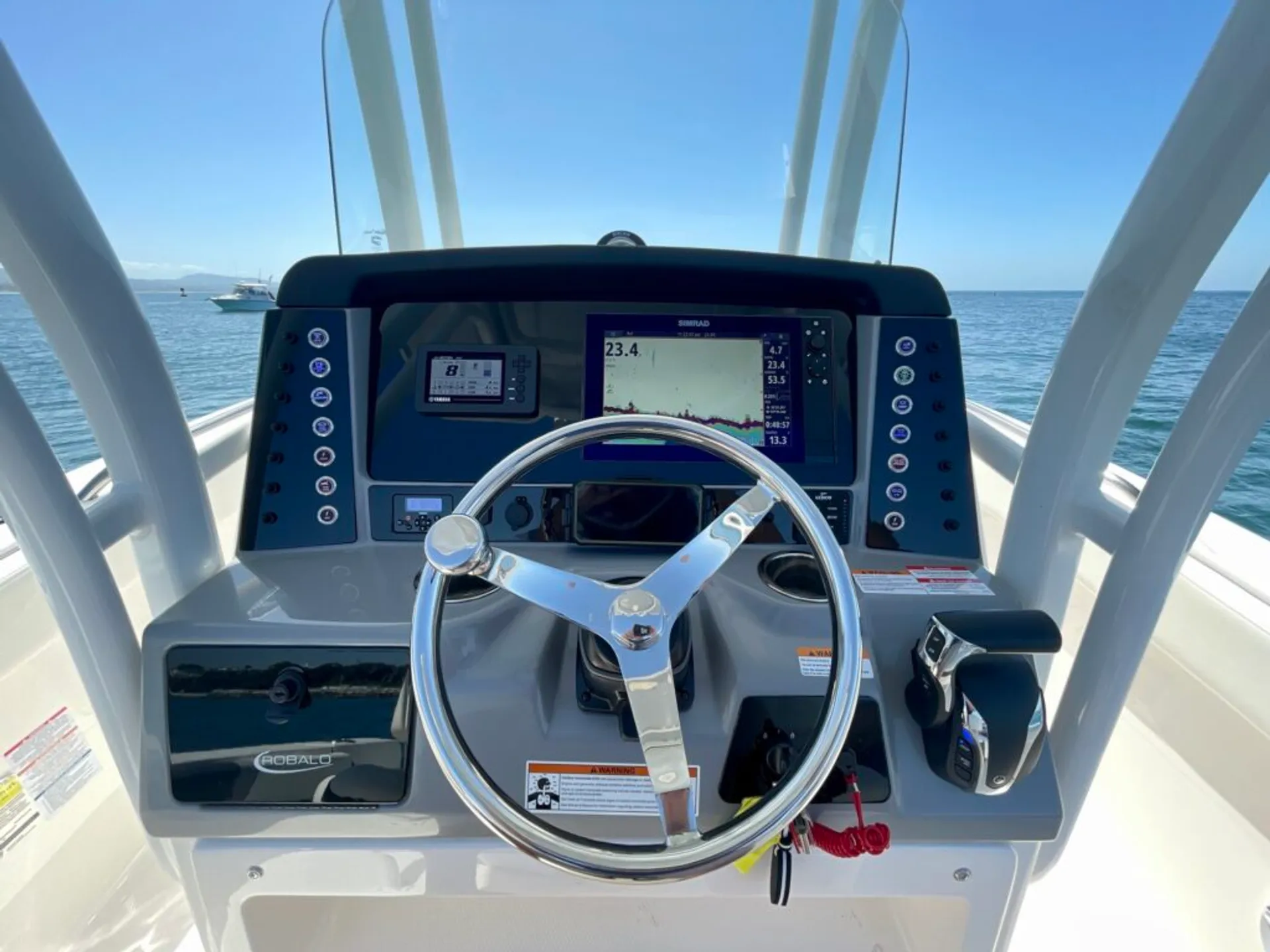 ROBALO R230 in Allentown, PA — photo 2