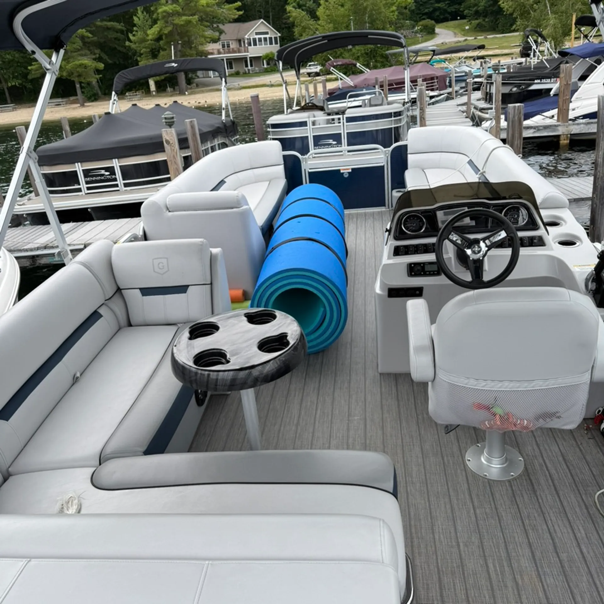 GODFREY MARINE SWEETWATER 2286 C in Meredith, NH