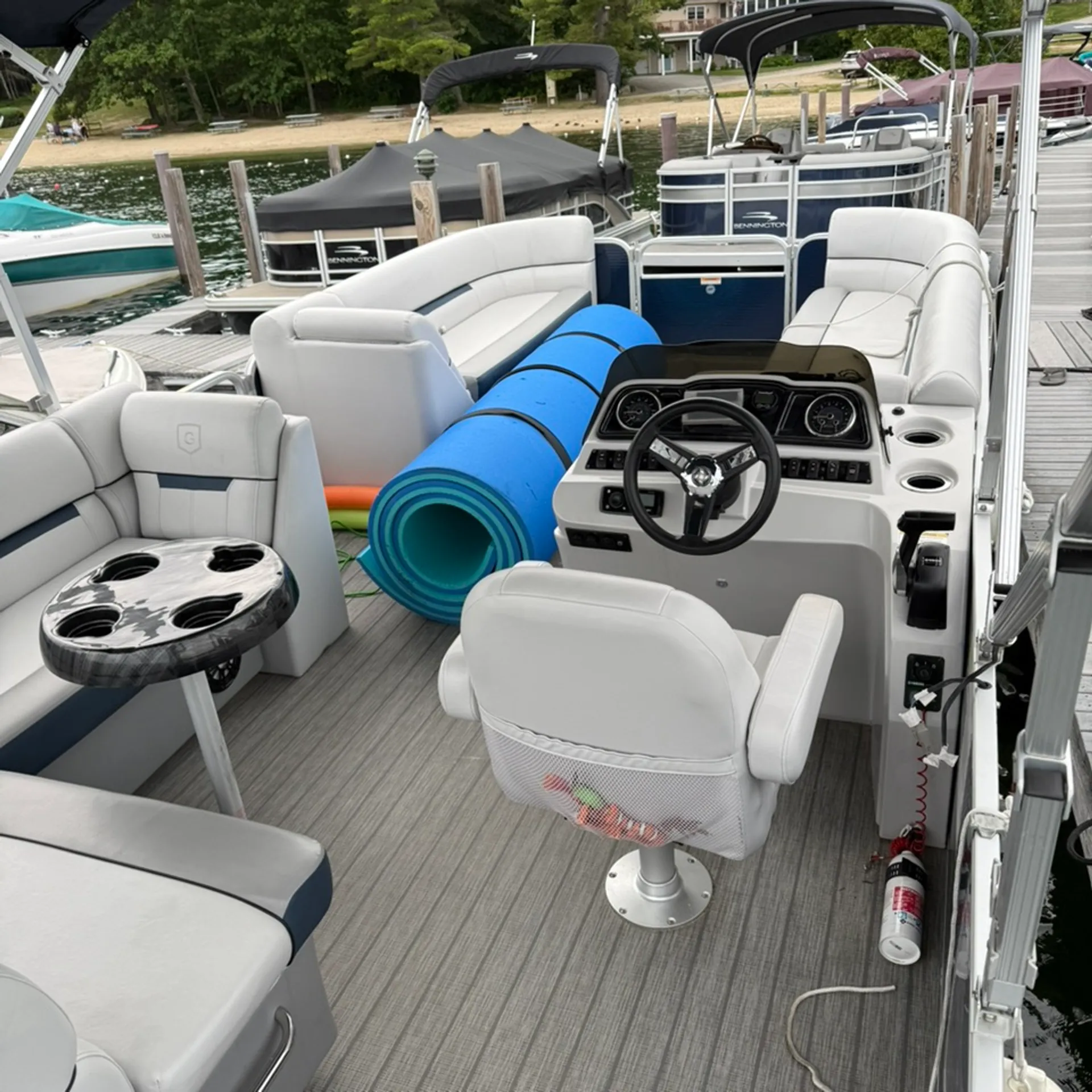 GODFREY MARINE SWEETWATER 2286 C in Meredith, NH — photo 7