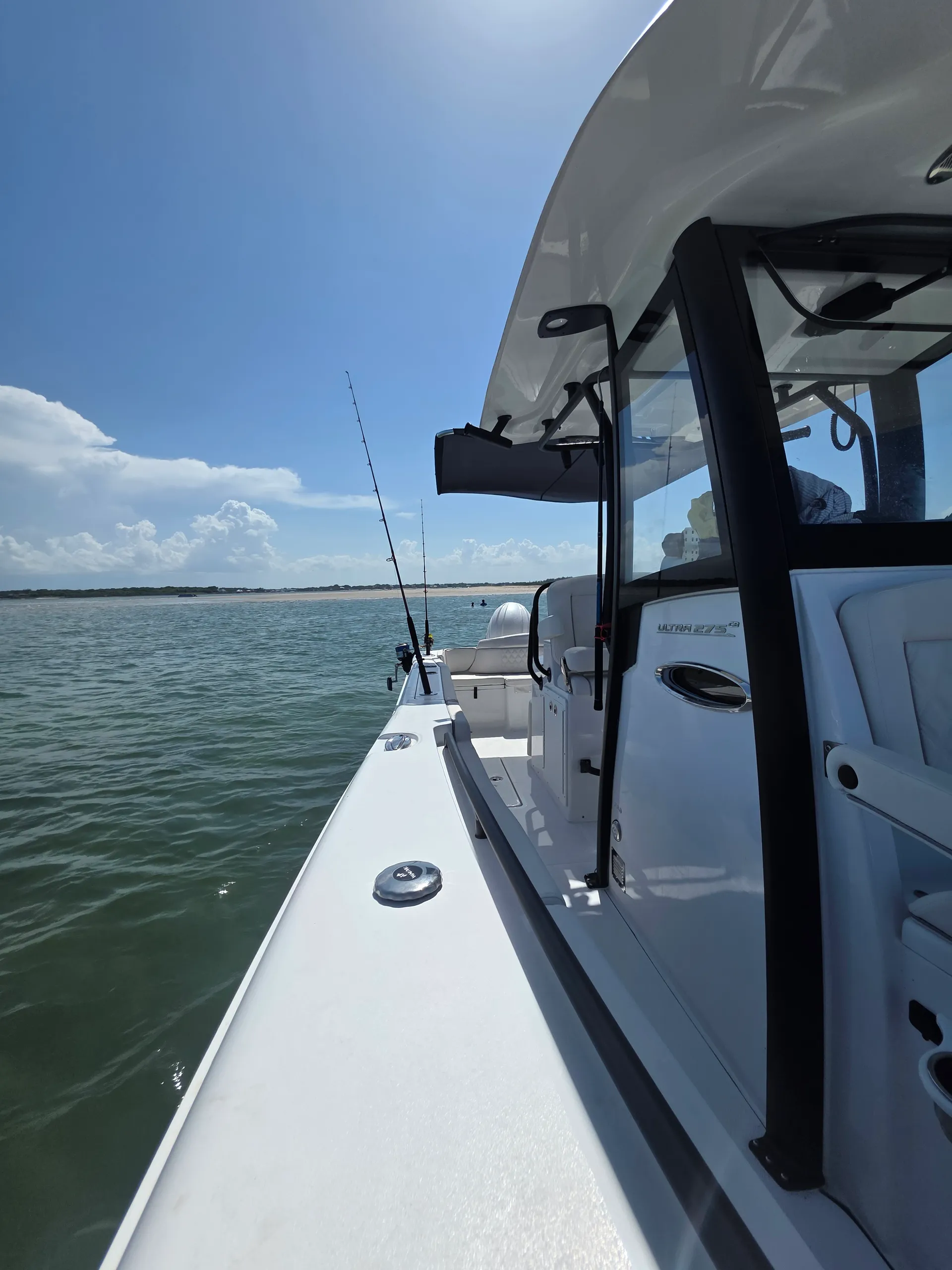 SEA HUNT BOATS GAMEFISH 28 CB in Stuart, FL — photo 4