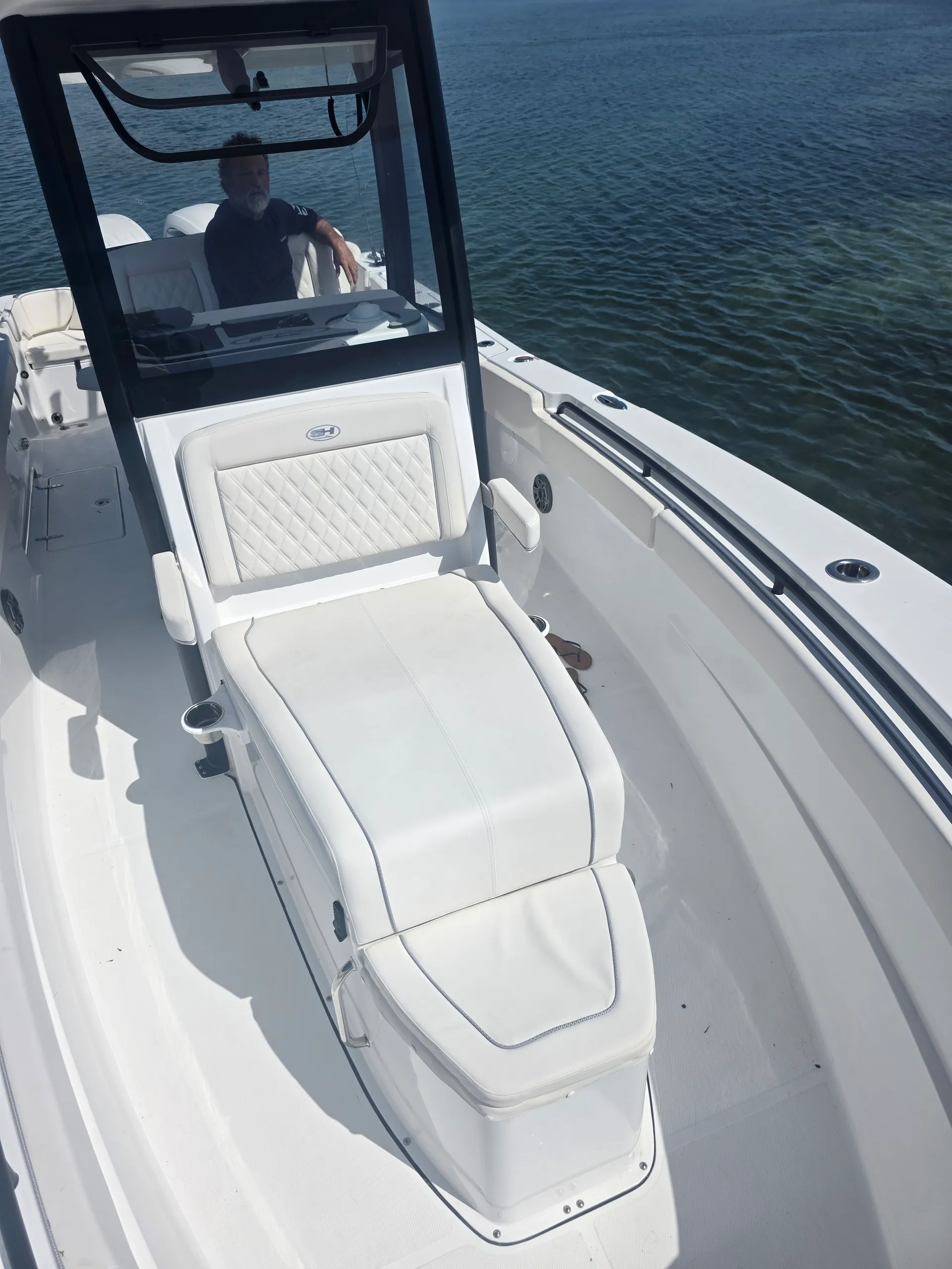 SEA HUNT BOATS GAMEFISH 28 CB in Stuart, FL — photo 9