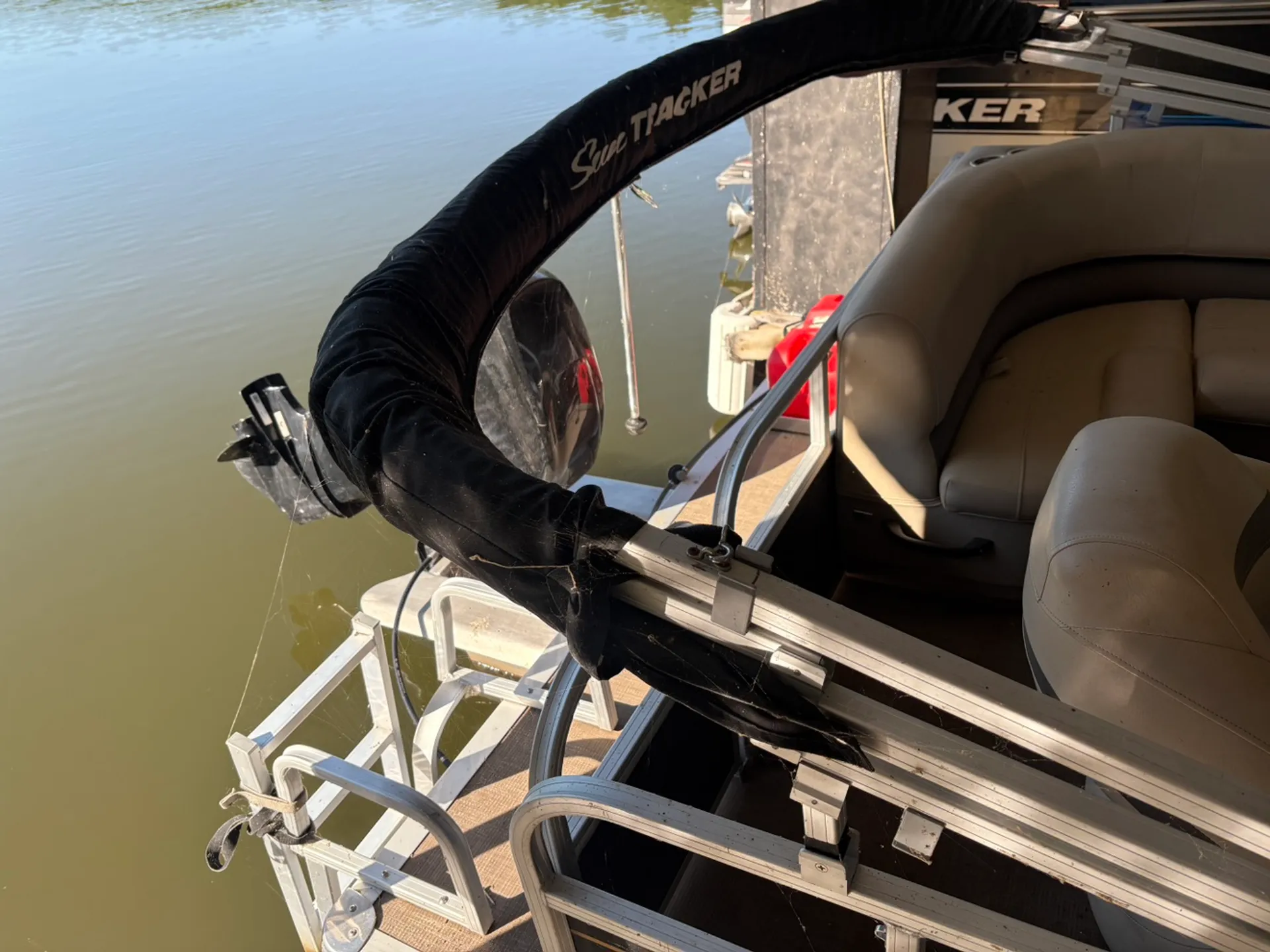SUN TRACKER BASS BUGGY 16 XL SELECT in Barnett, MO — photo 9
