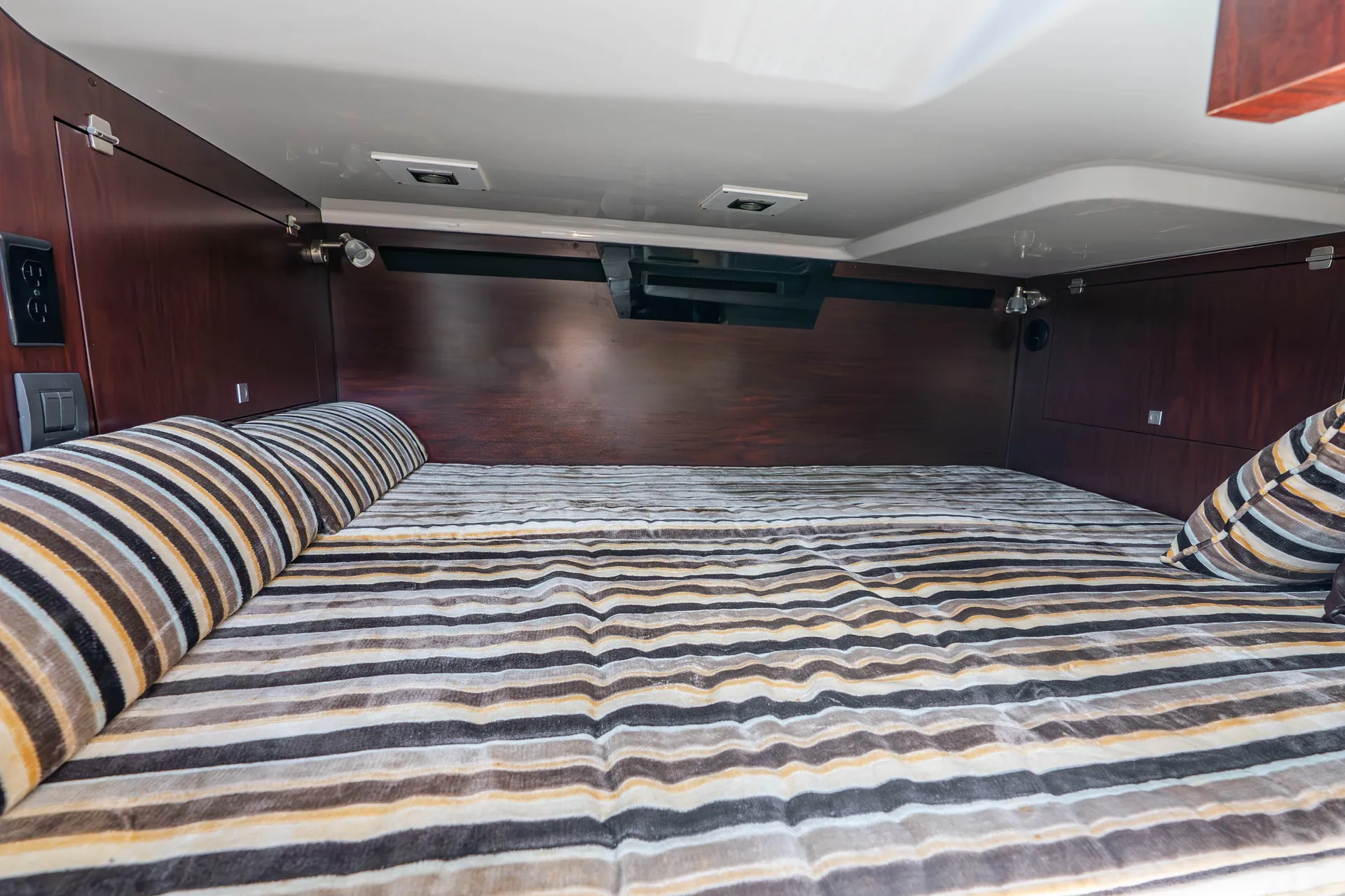 38ft Luxury Sport Yacht Charter in Newport Beach - Coastal - Dolphin 