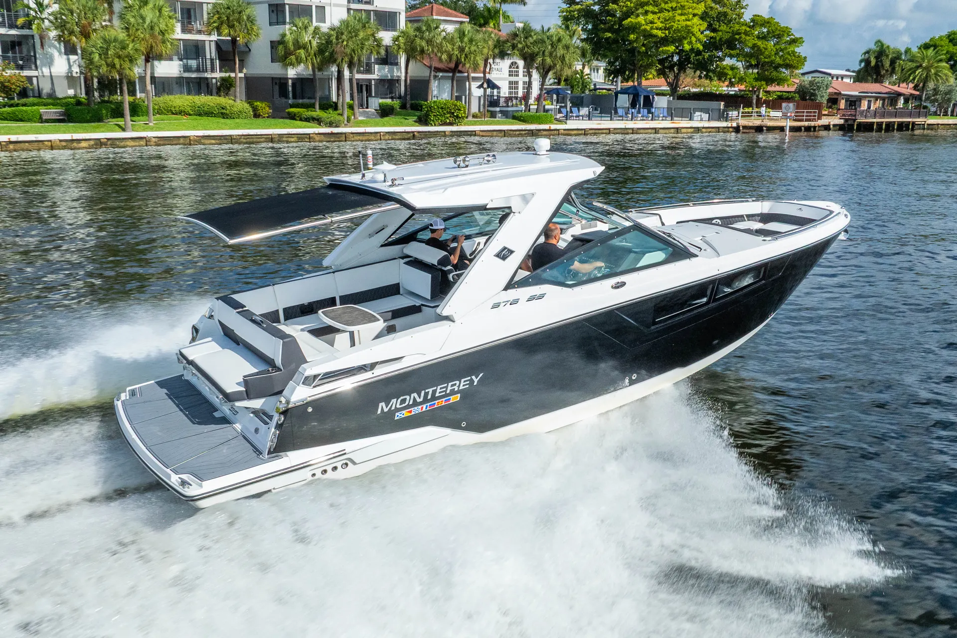 MONTEREY BOATS 378SS in Newport Beach, CA