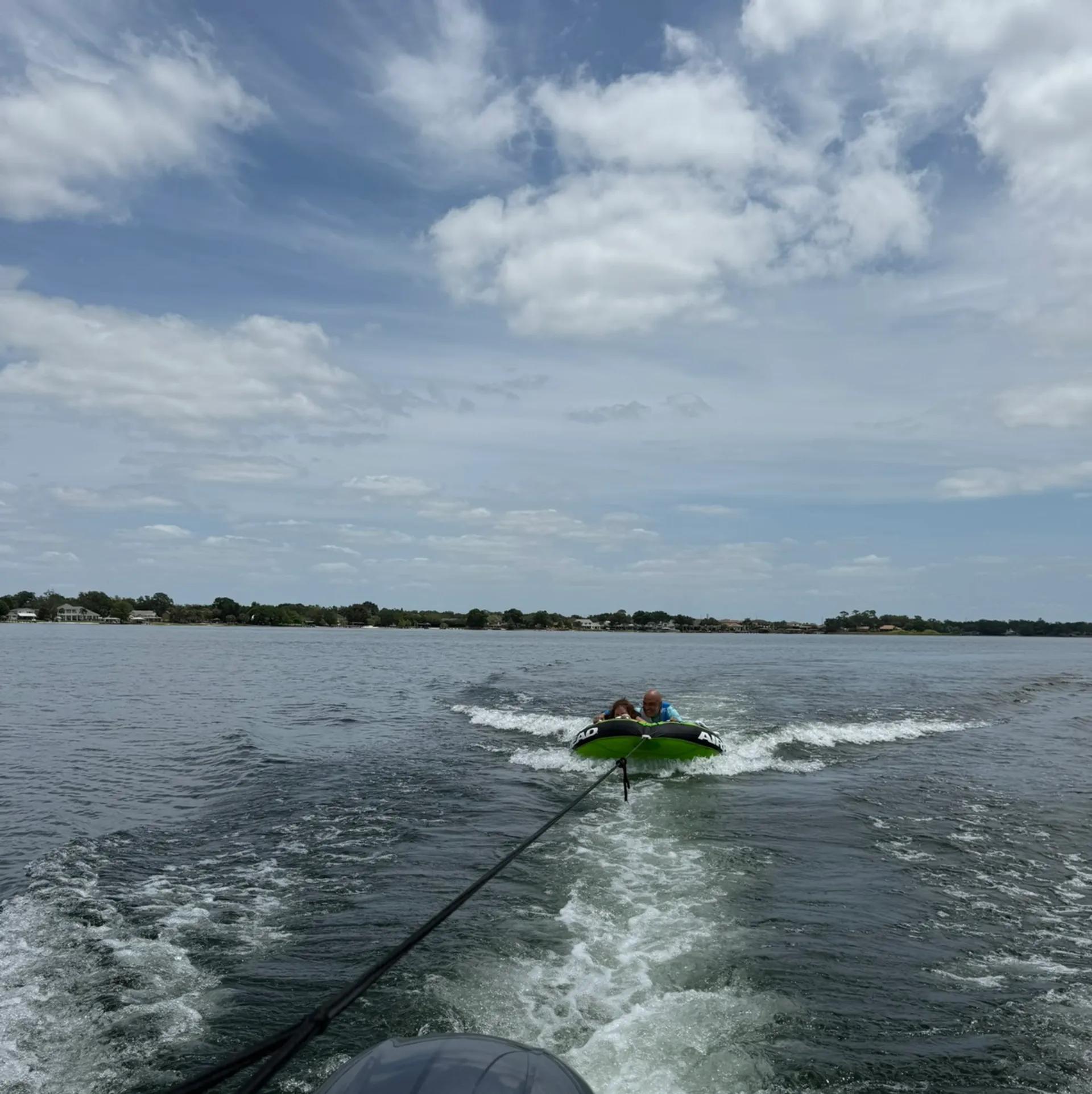22 ft Tritoon - Max 12 People - Lake delivery available