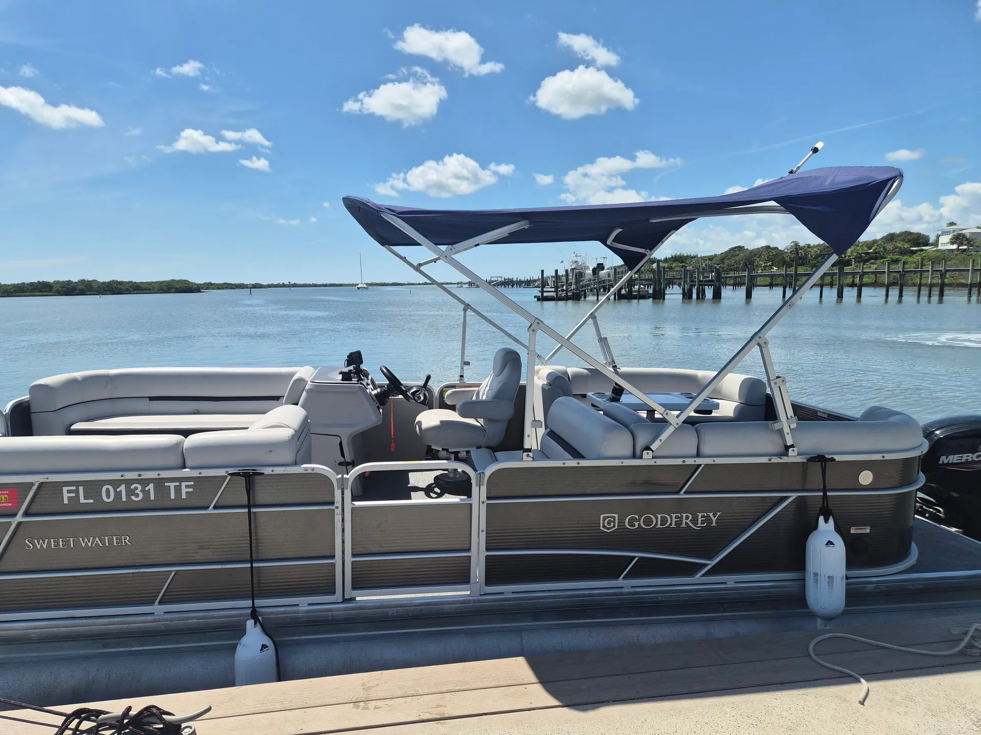 GODFREY MARINE SWEETWATER 2286 C in St. Augustine, FL
