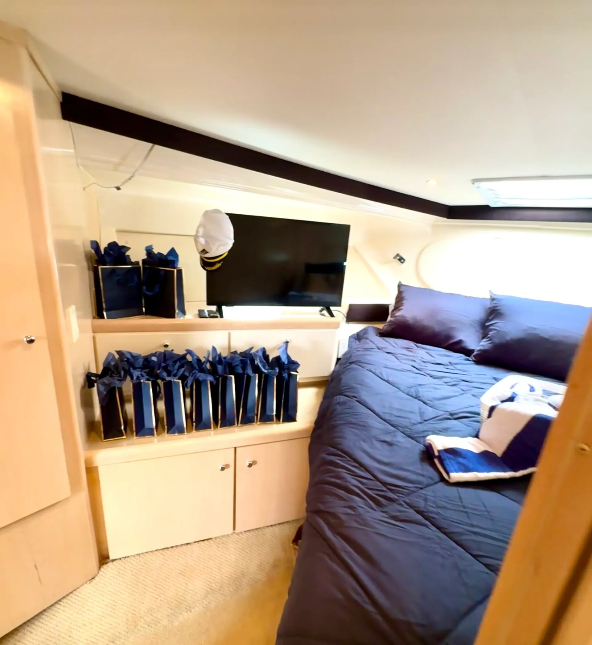 Navy Pier | Private Yacht | Captain Included