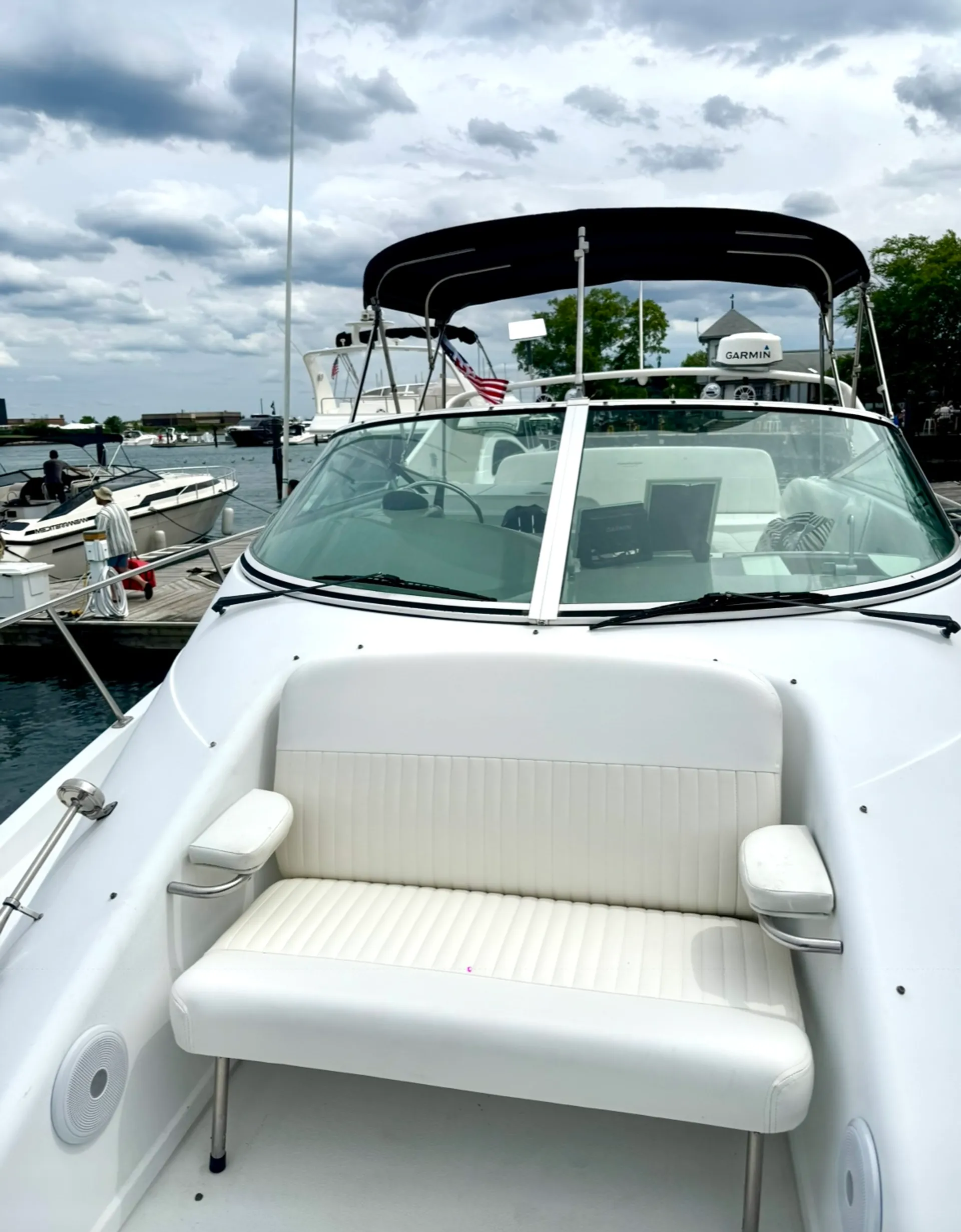 Navy Pier | Private Yacht | Captain Included