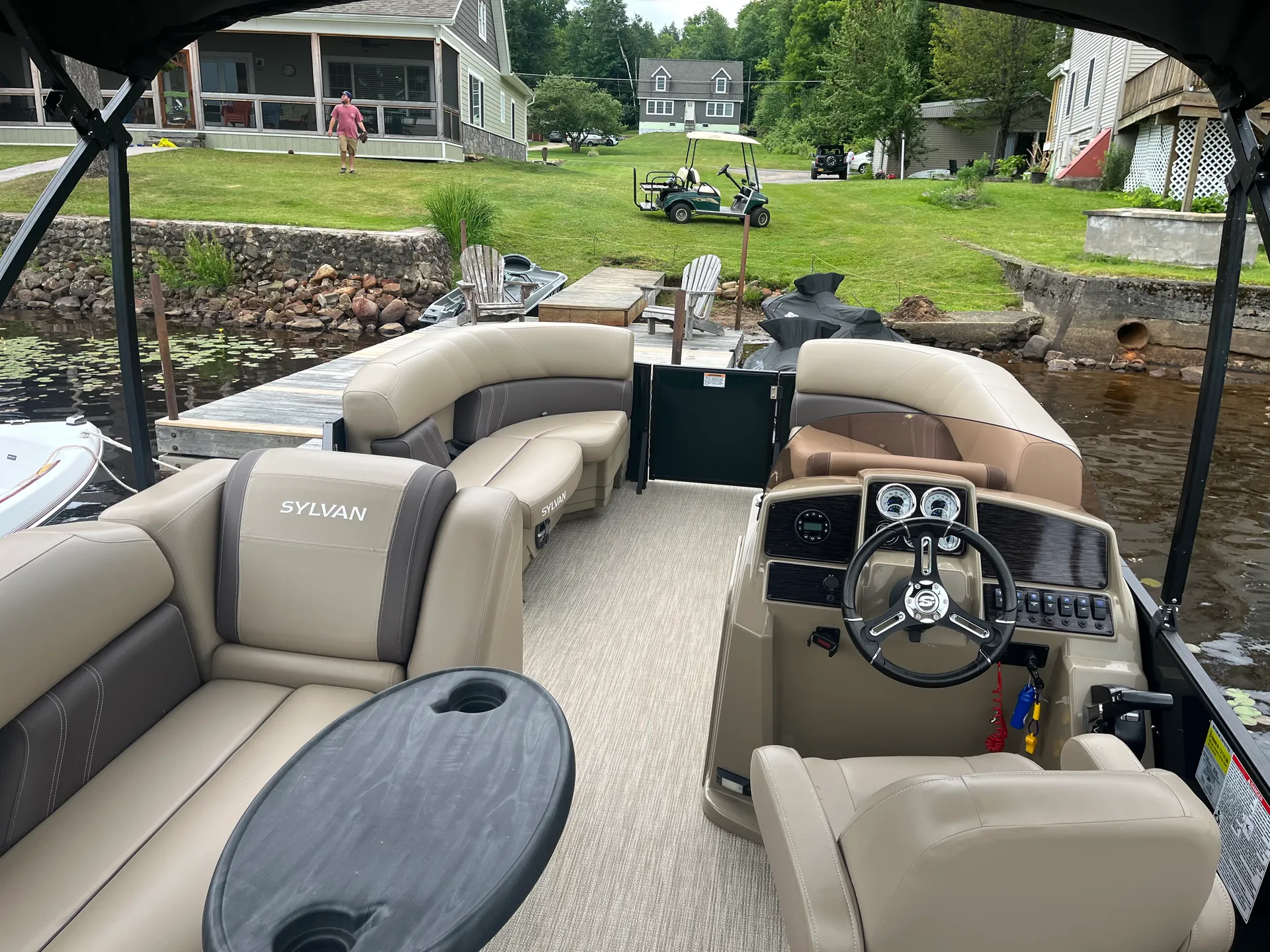 SYLVAN MARINE 820 MIRAGE CRUISE in Tupper Lake, NY — photo 3