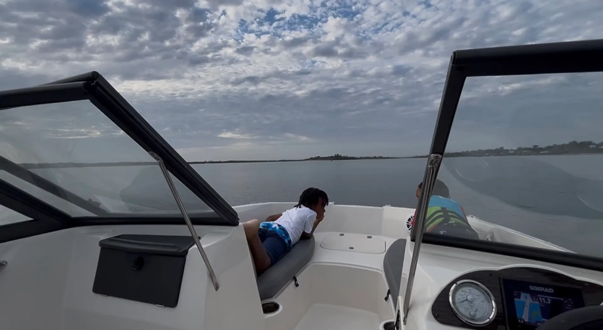 STINGRAY BOATS 191DC in Edgewater, FL — photo 4