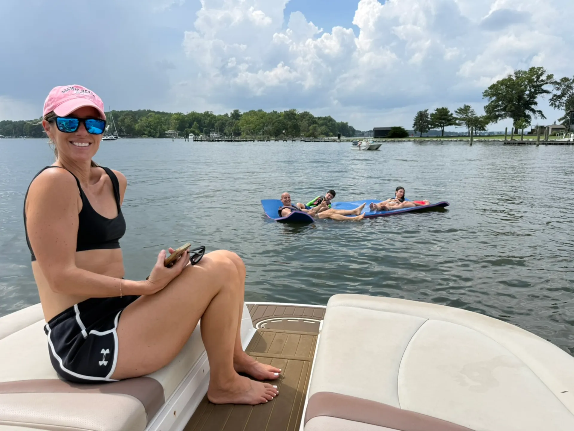Chaparral Boats SSI236 in Annapolis, MD — photo 9