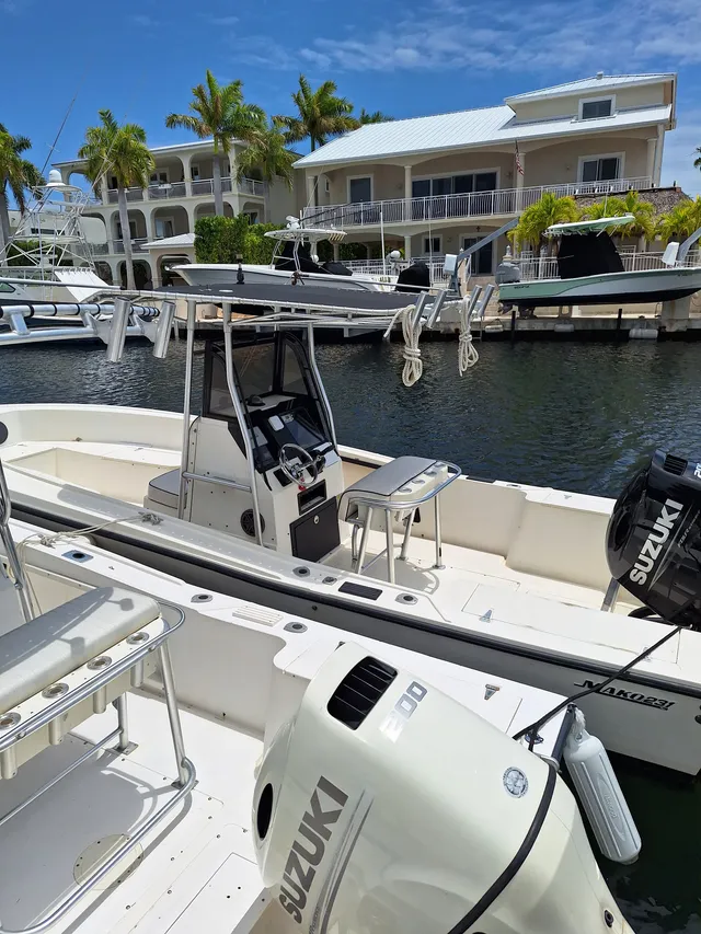Rent a MAKO MARINE center console in Key Largo, FL near me