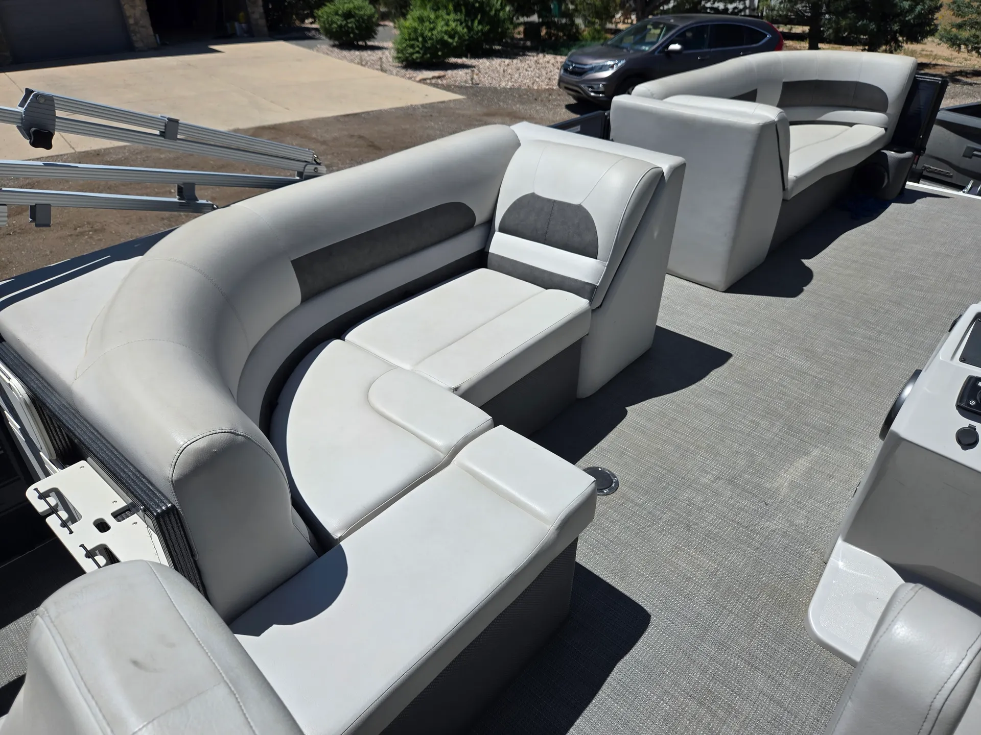 CREST PONTOONS 220 SF CREST I FISH TRITOON in Wellington, CO — photo 3