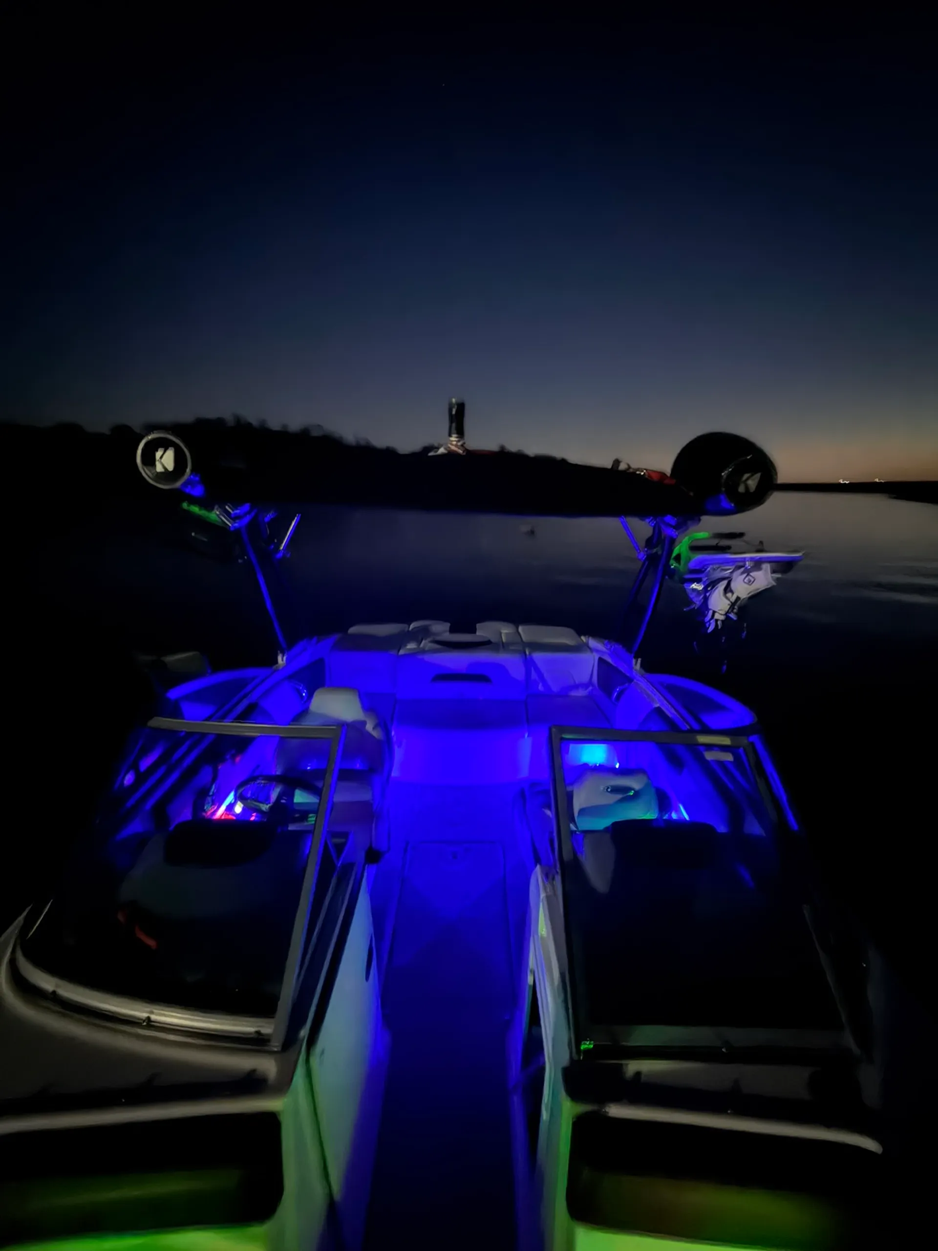 CHAPARRAL BOATS 21 H2O SPORT W/TRAILER in El Dorado Hills, CA — photo 3