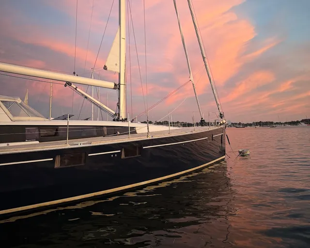 Rent a Beneteau USA cruiser in Newport, RI near me