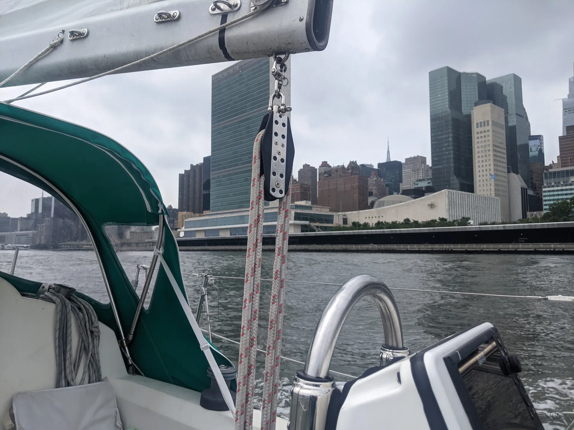 C & C Yachts 30 in Jersey City, NJ — photo 9